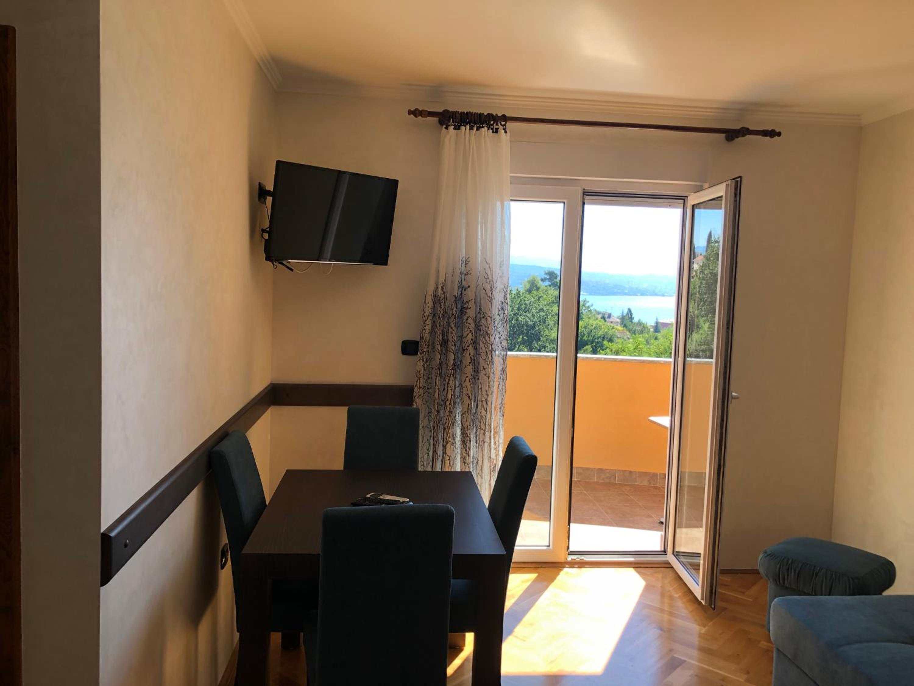 Two-Bedroom Apartment - Photo 11