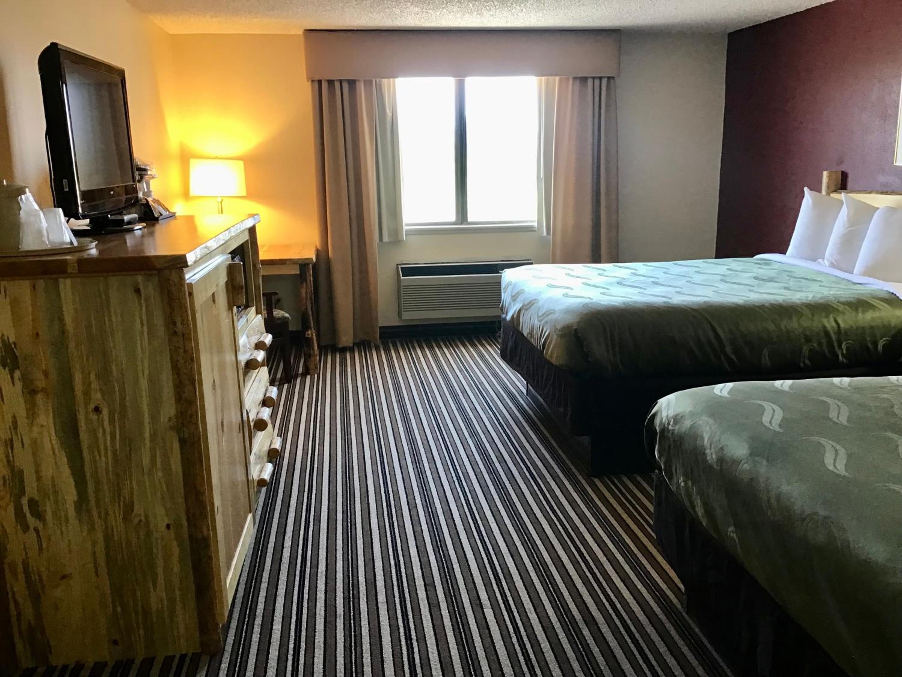 Queen Room with Two Queen Beds - Disability Access - Roll In Shower - Photo 4
