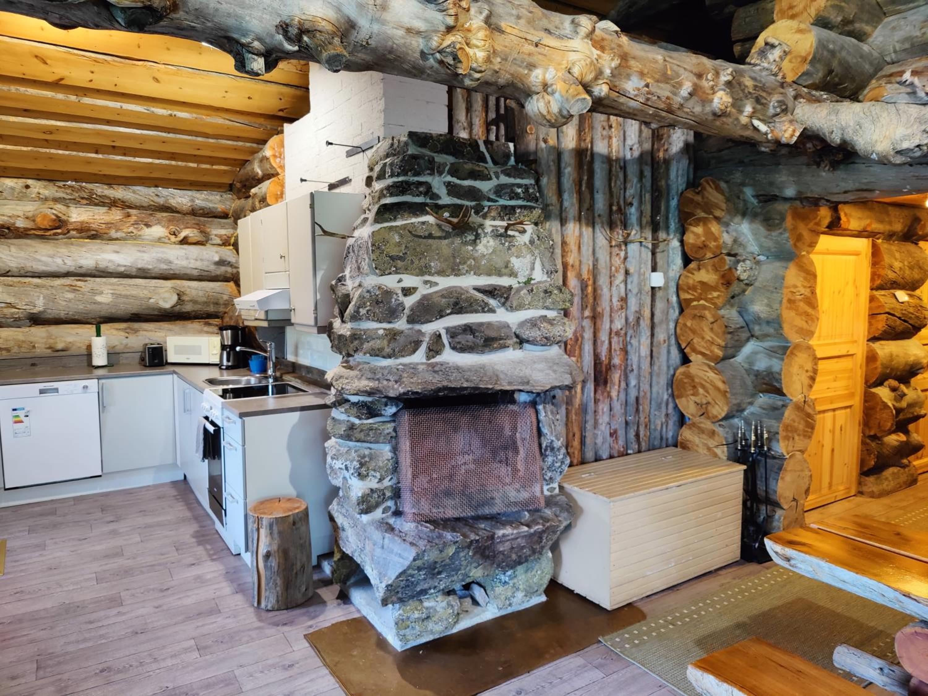 Three-Bedroom Chalet photo 2