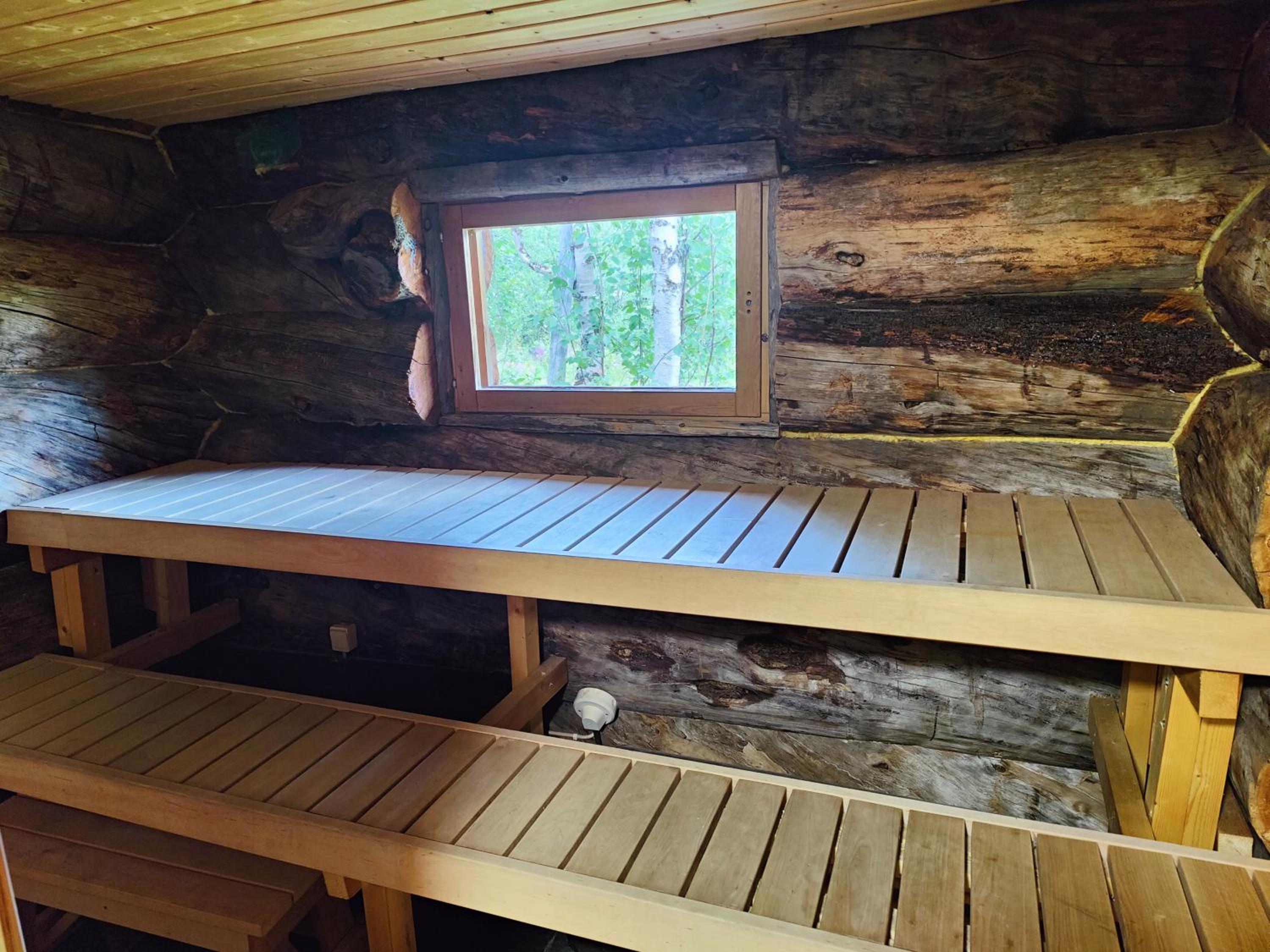 Three-Bedroom Chalet photo 3