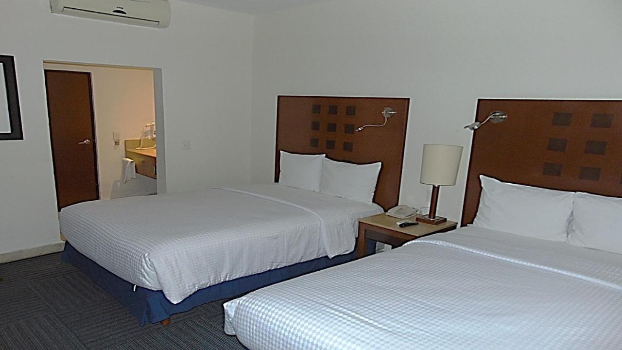 Deluxe Twin Room - Photo 2