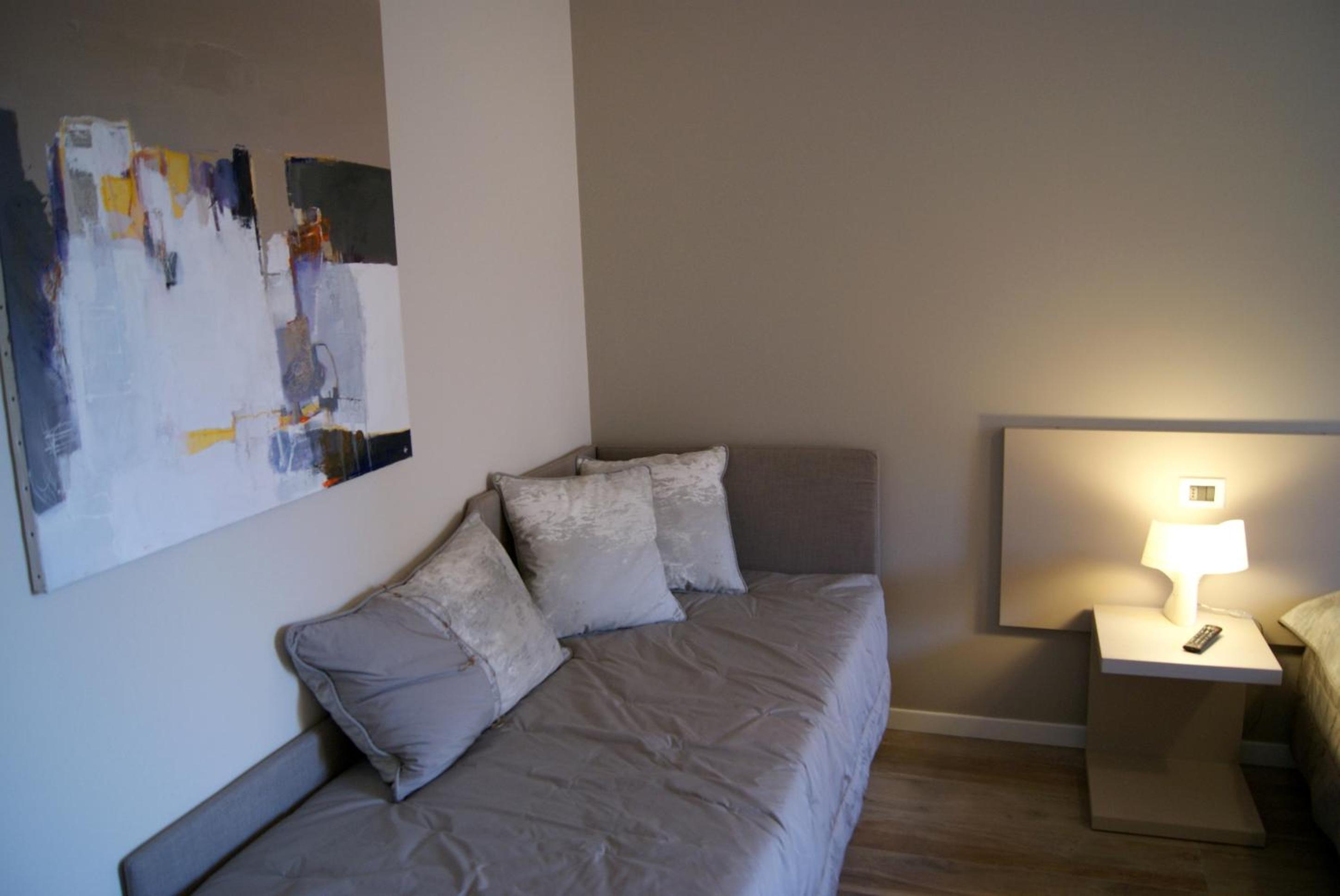Triple Room with Balcony - Photo 4