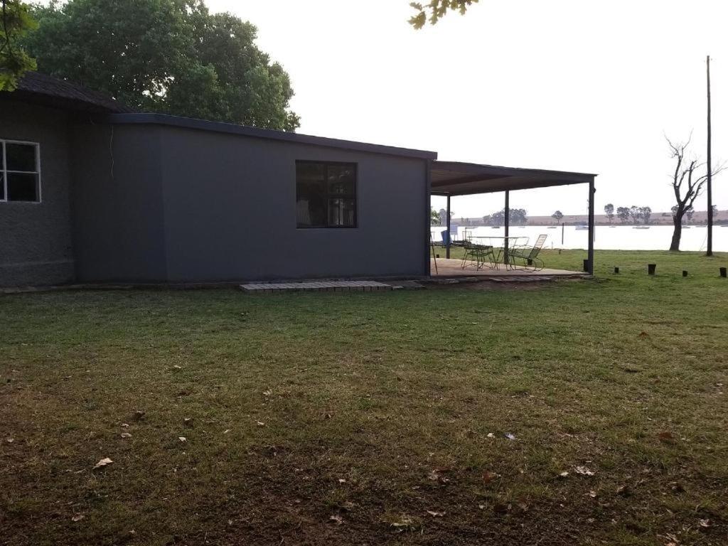 Two-Bedroom Chalet - Photo 2
