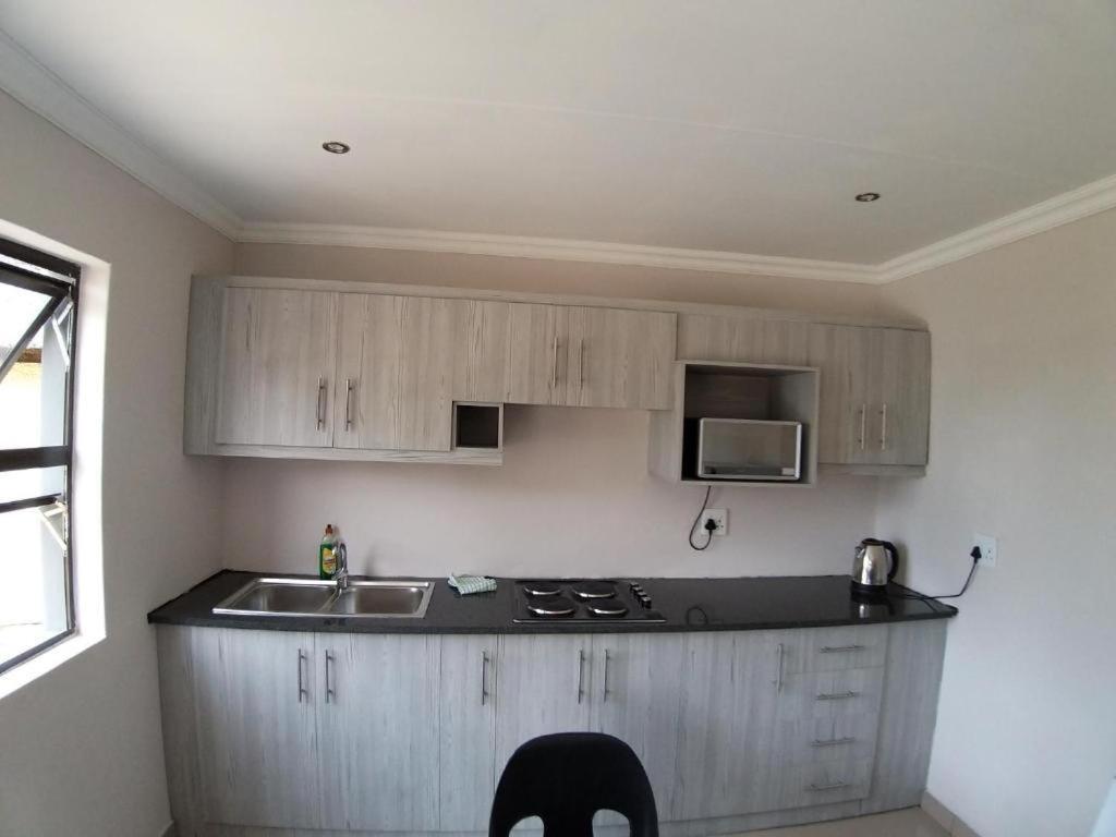 Three-Bedroom Chalet - Photo 5