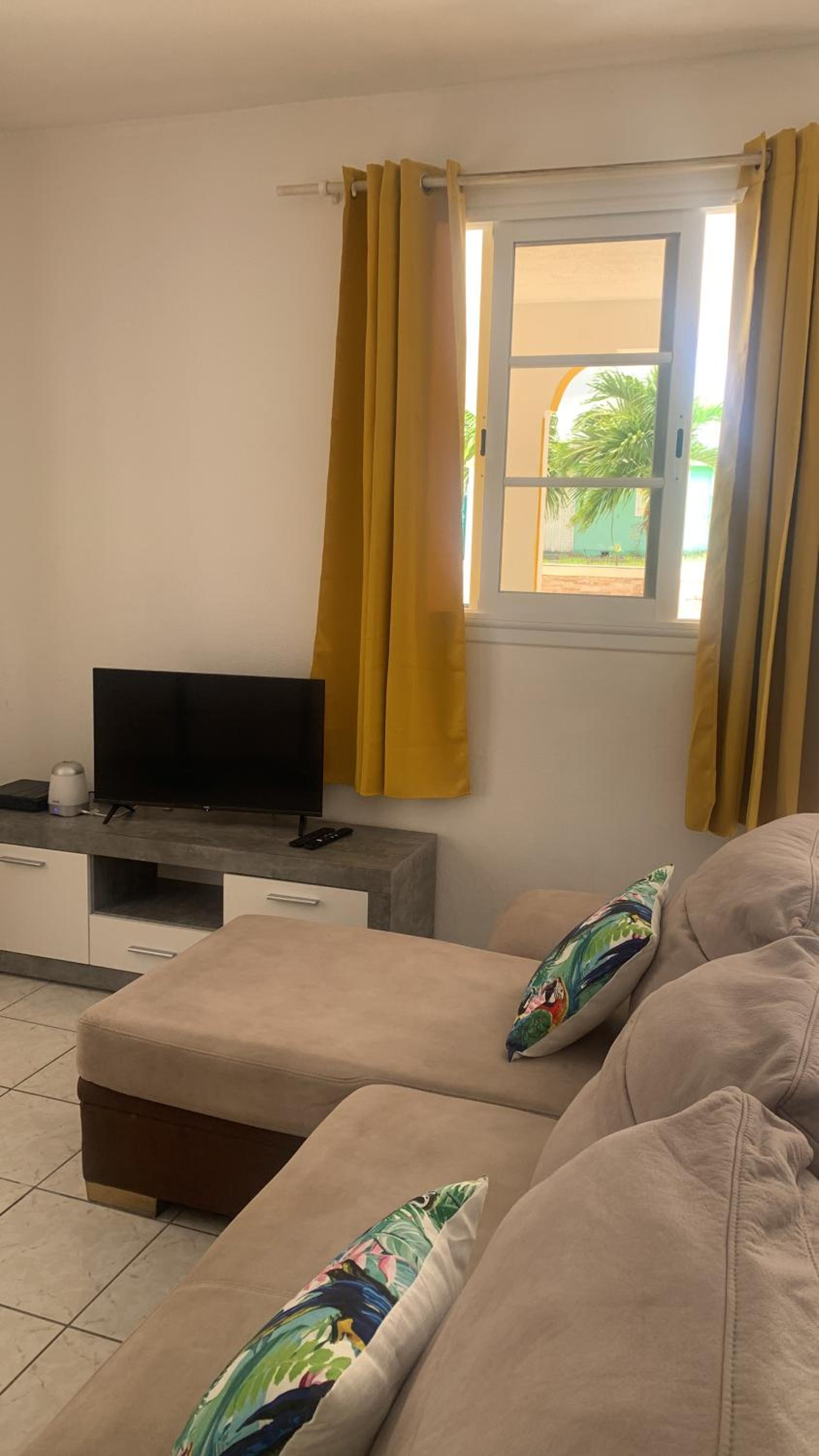 One-Bedroom House - Photo 1