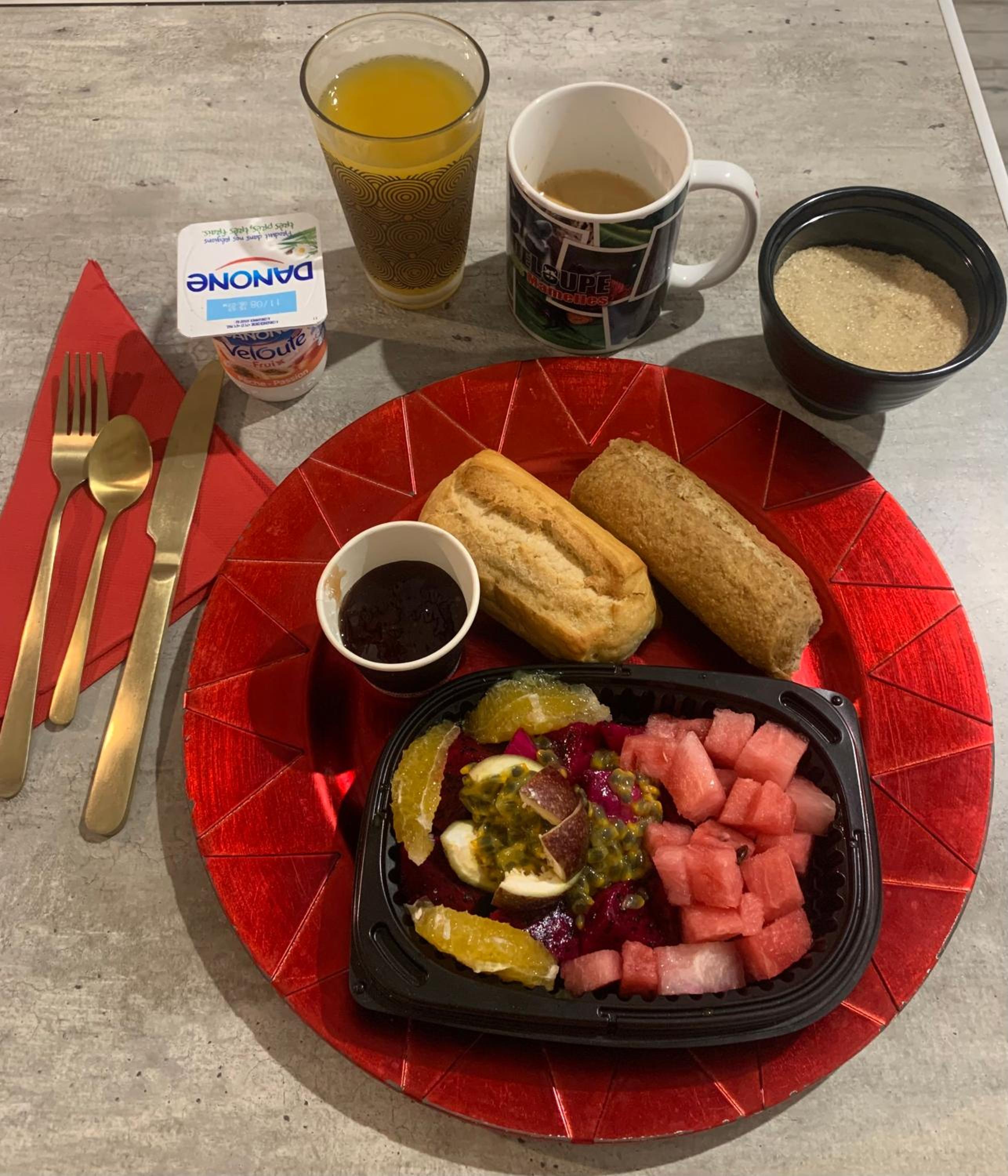 One-Bedroom House - Photo 46