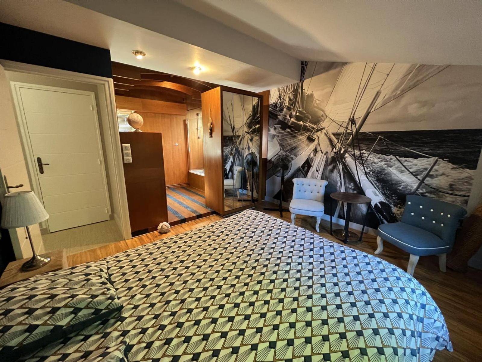 Family Suite - Photo 1