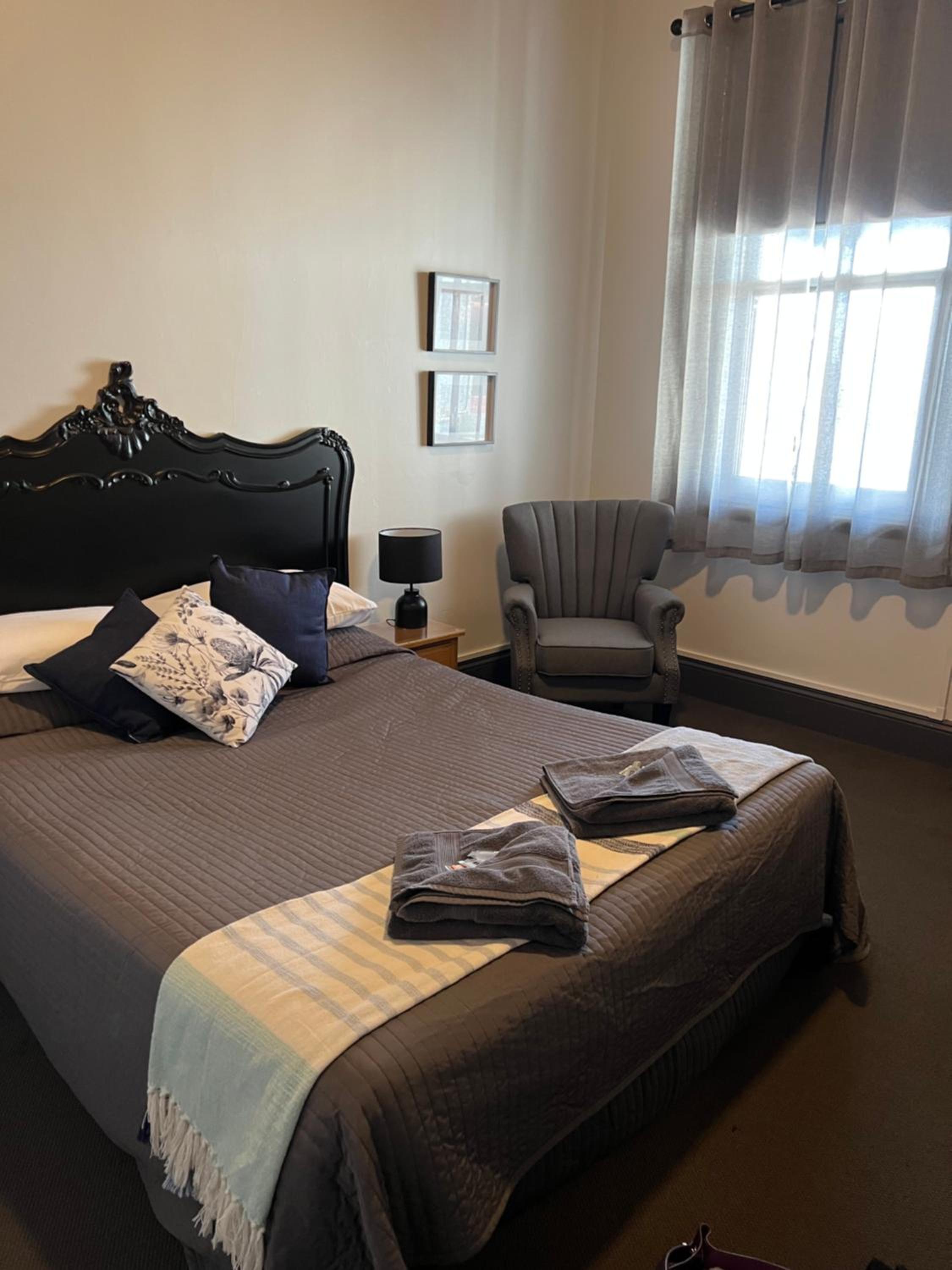 Queen Room - Photo 1