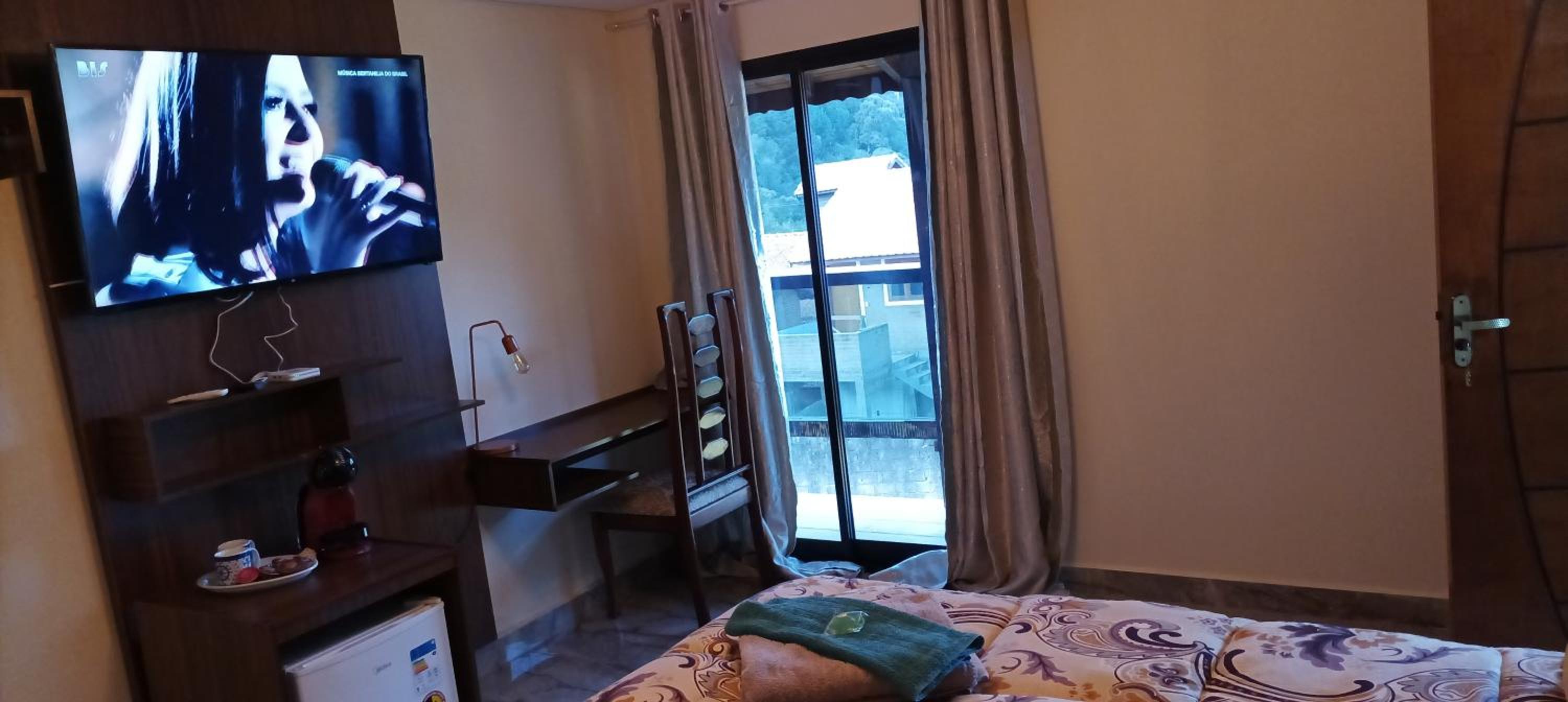 Suite with Balcony - Photo 15