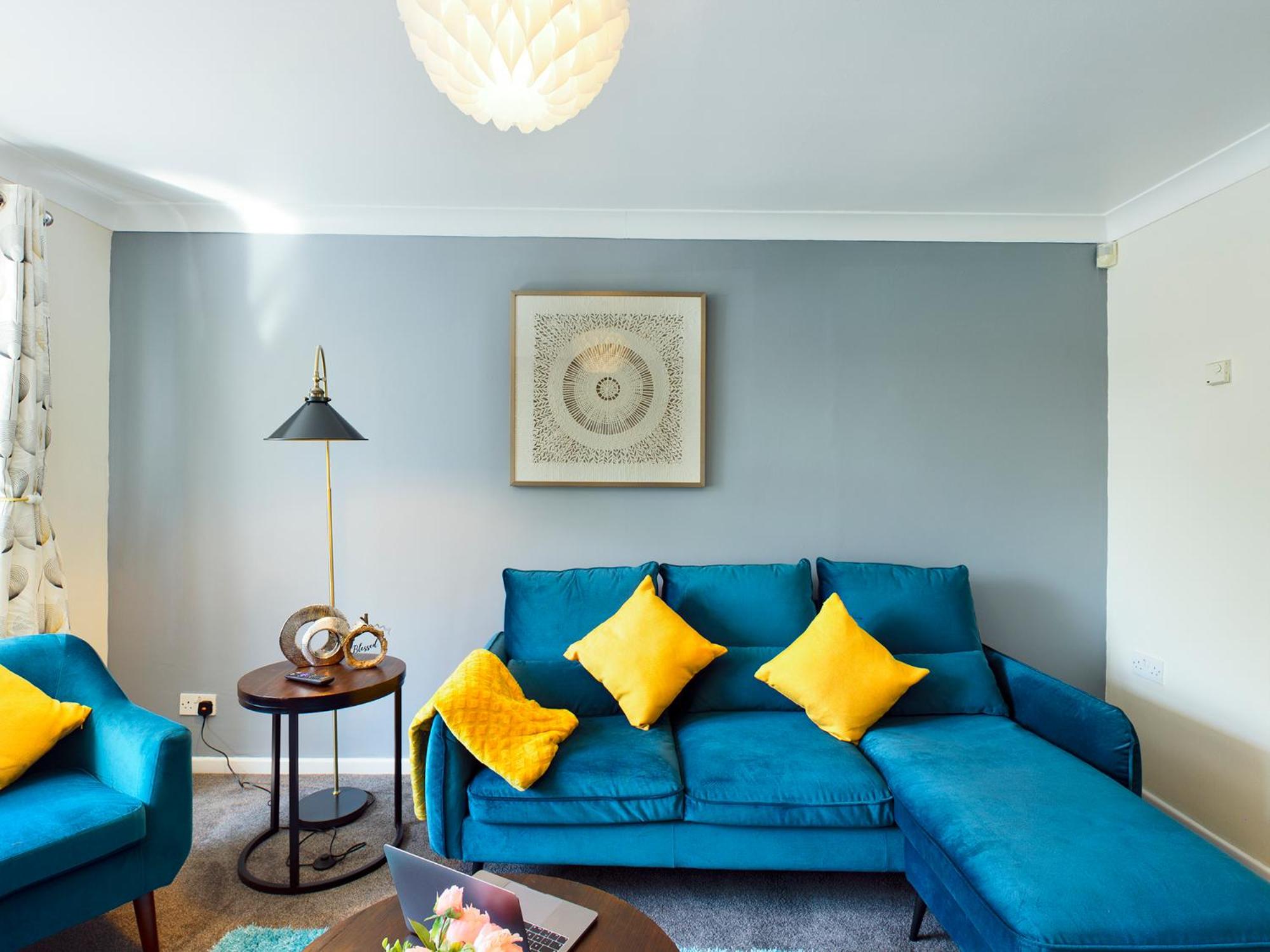 Three-Bedroom Apartment photo 1