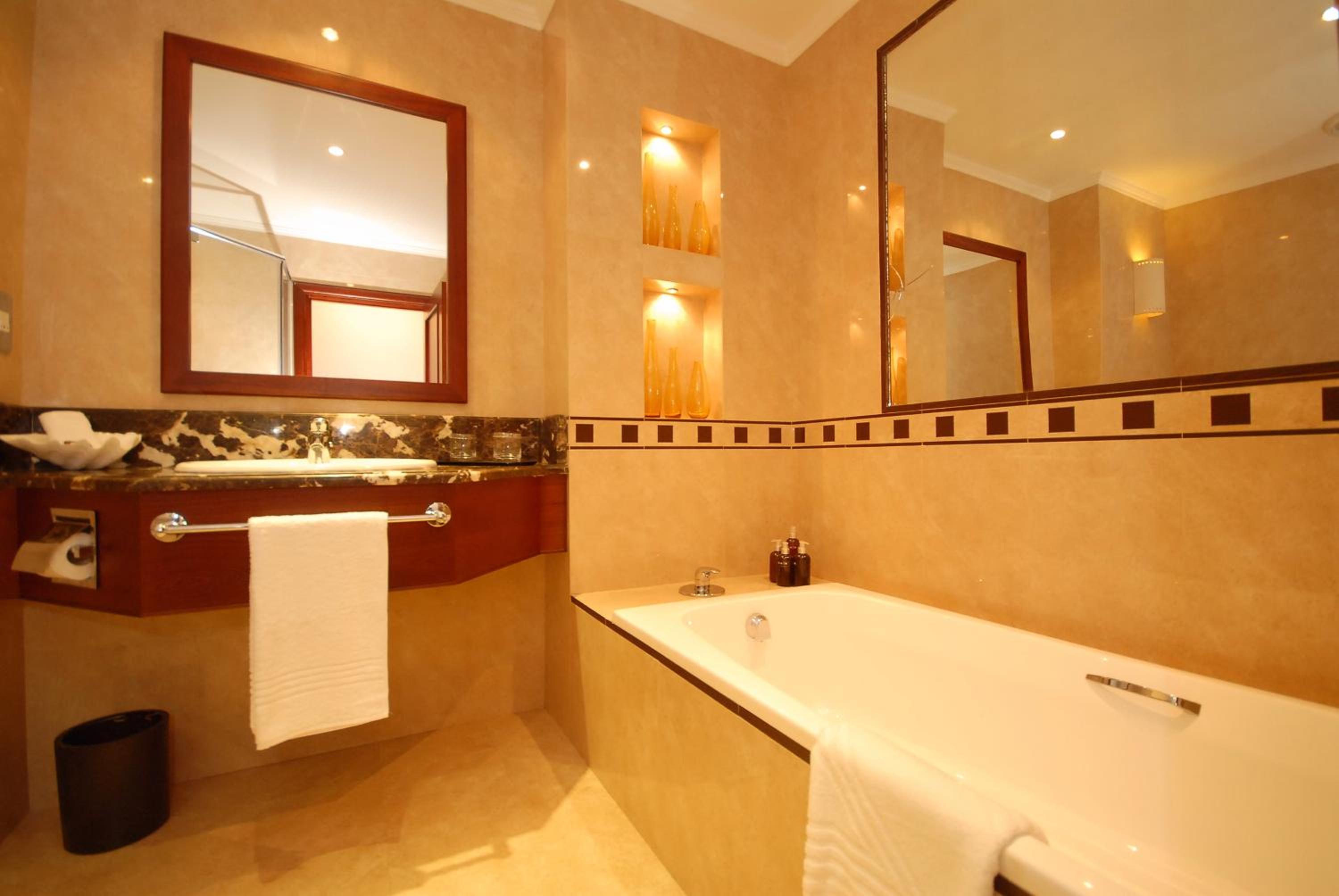 AVANI Garden Room - Photo 2