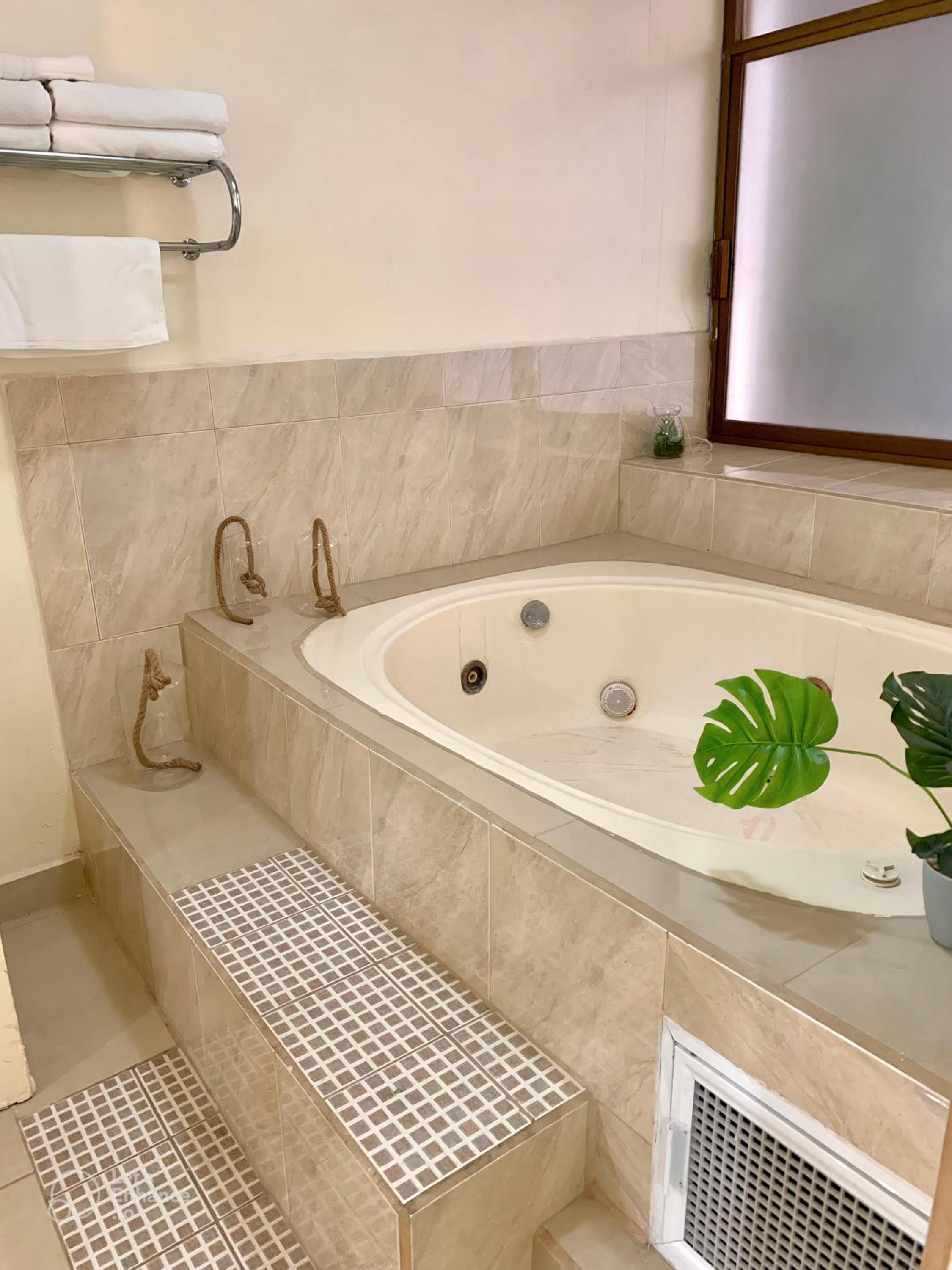 Deluxe Suite photo 2