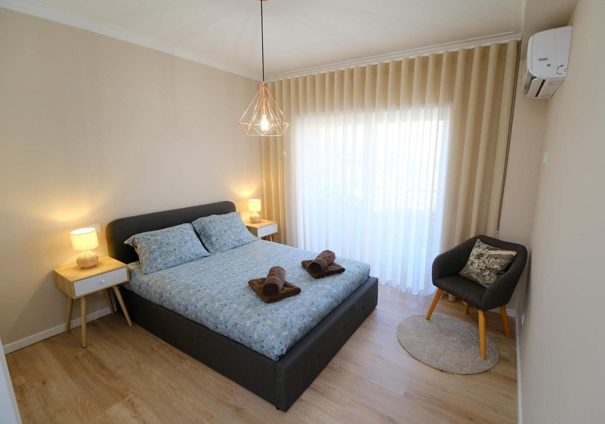 Three-Bedroom Apartment - Photo 21