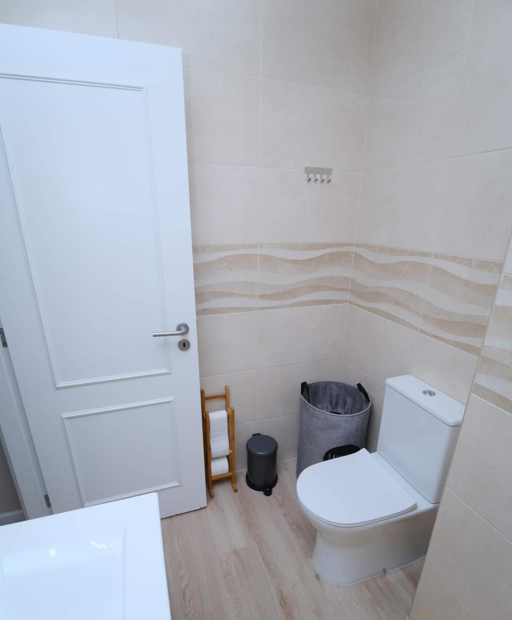Three-Bedroom Apartment - Photo 27