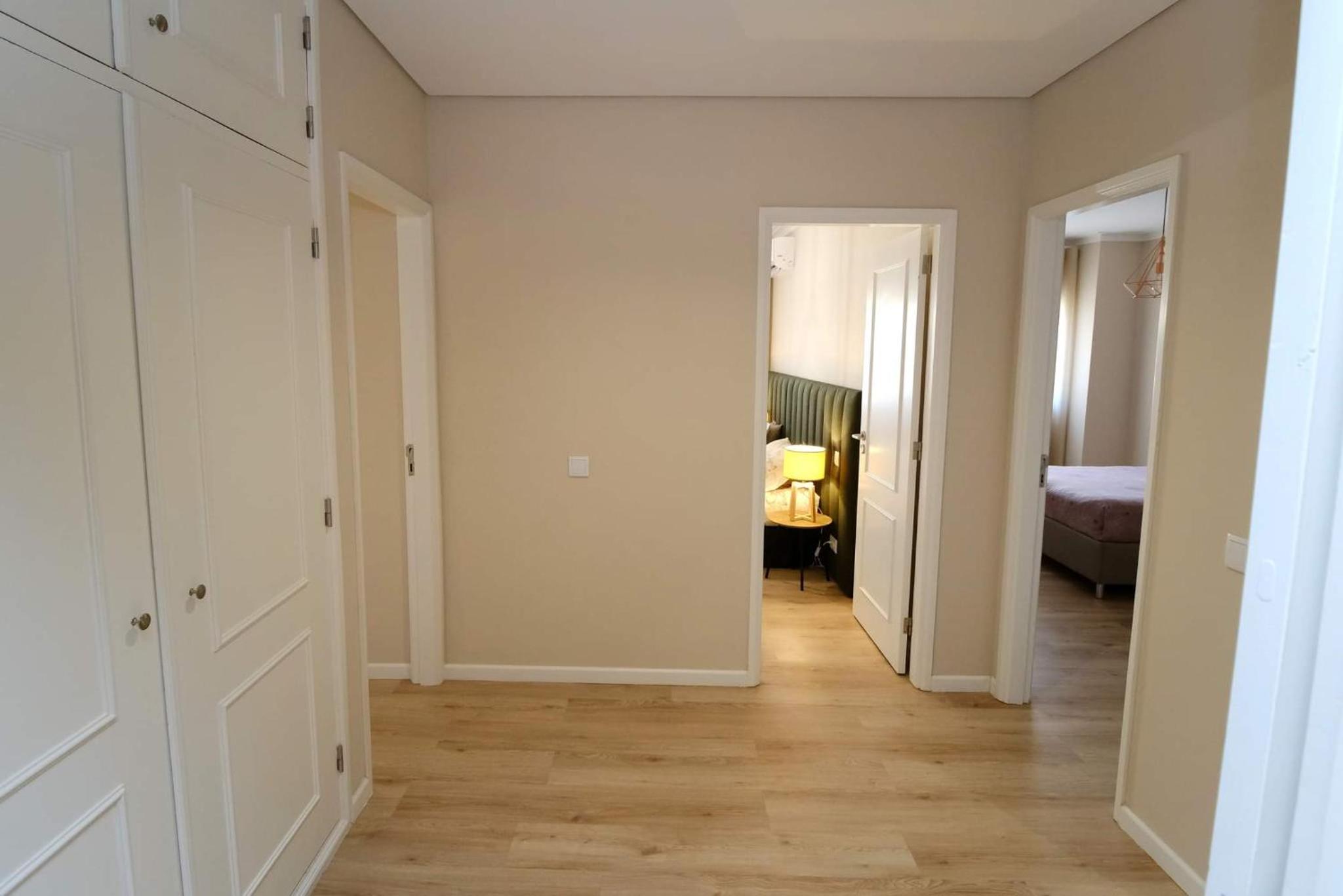Three-Bedroom Apartment - Photo 17