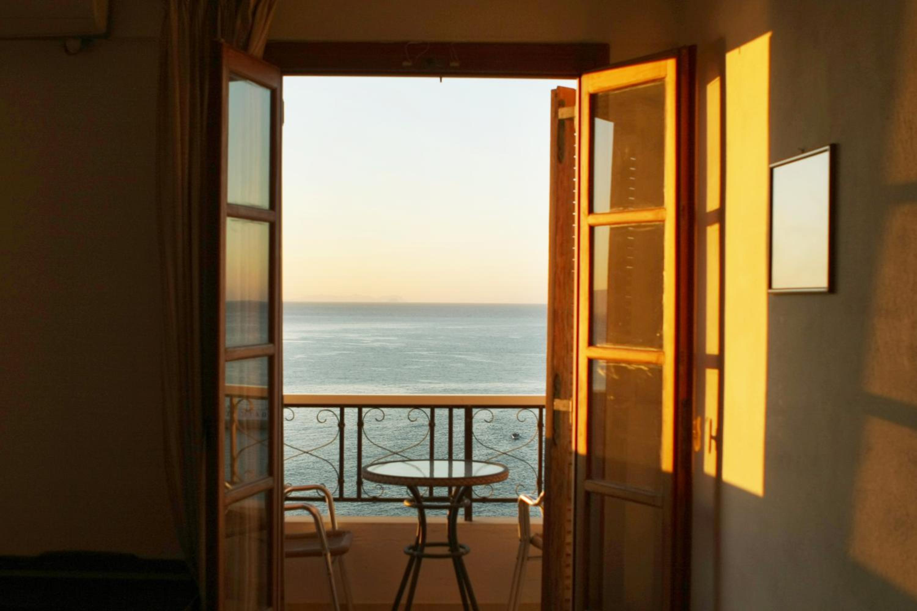 Double Room - Photo 5