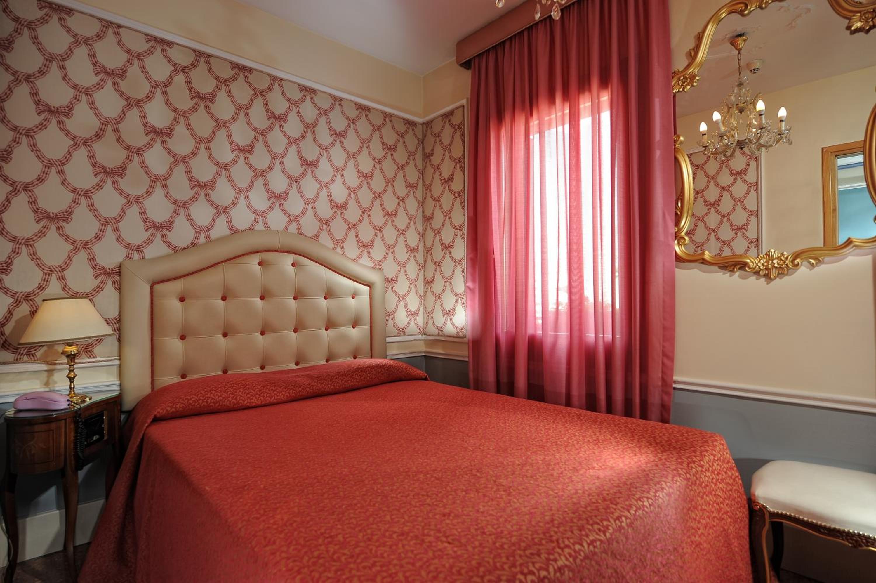 Standard Single Room photo 1