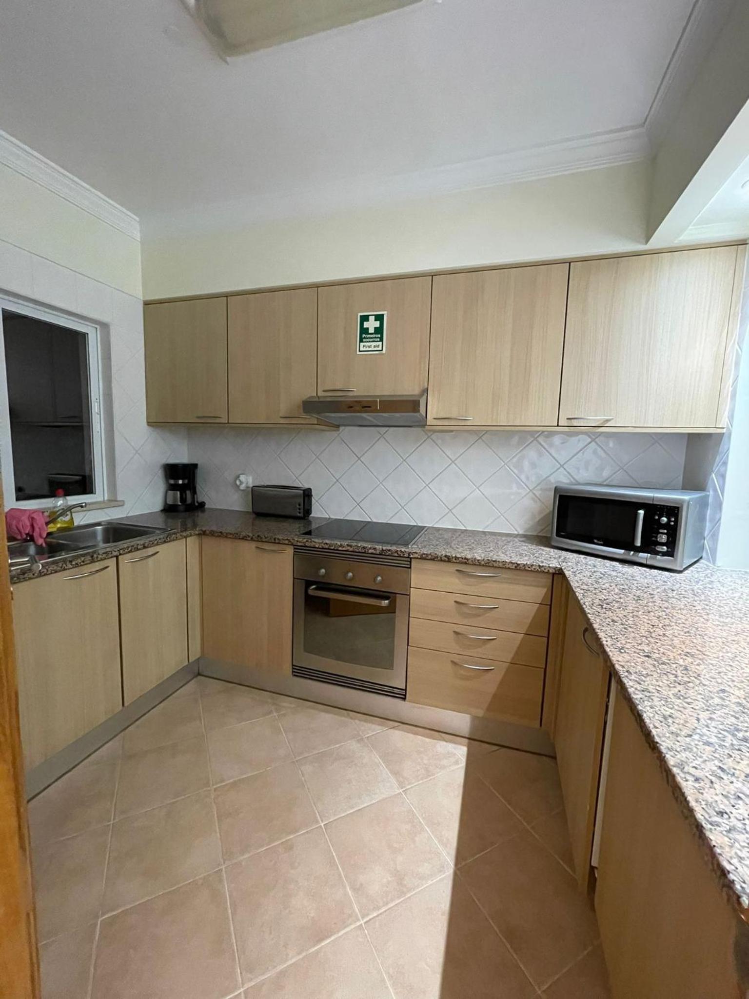 Two-Bedroom House - Photo 12