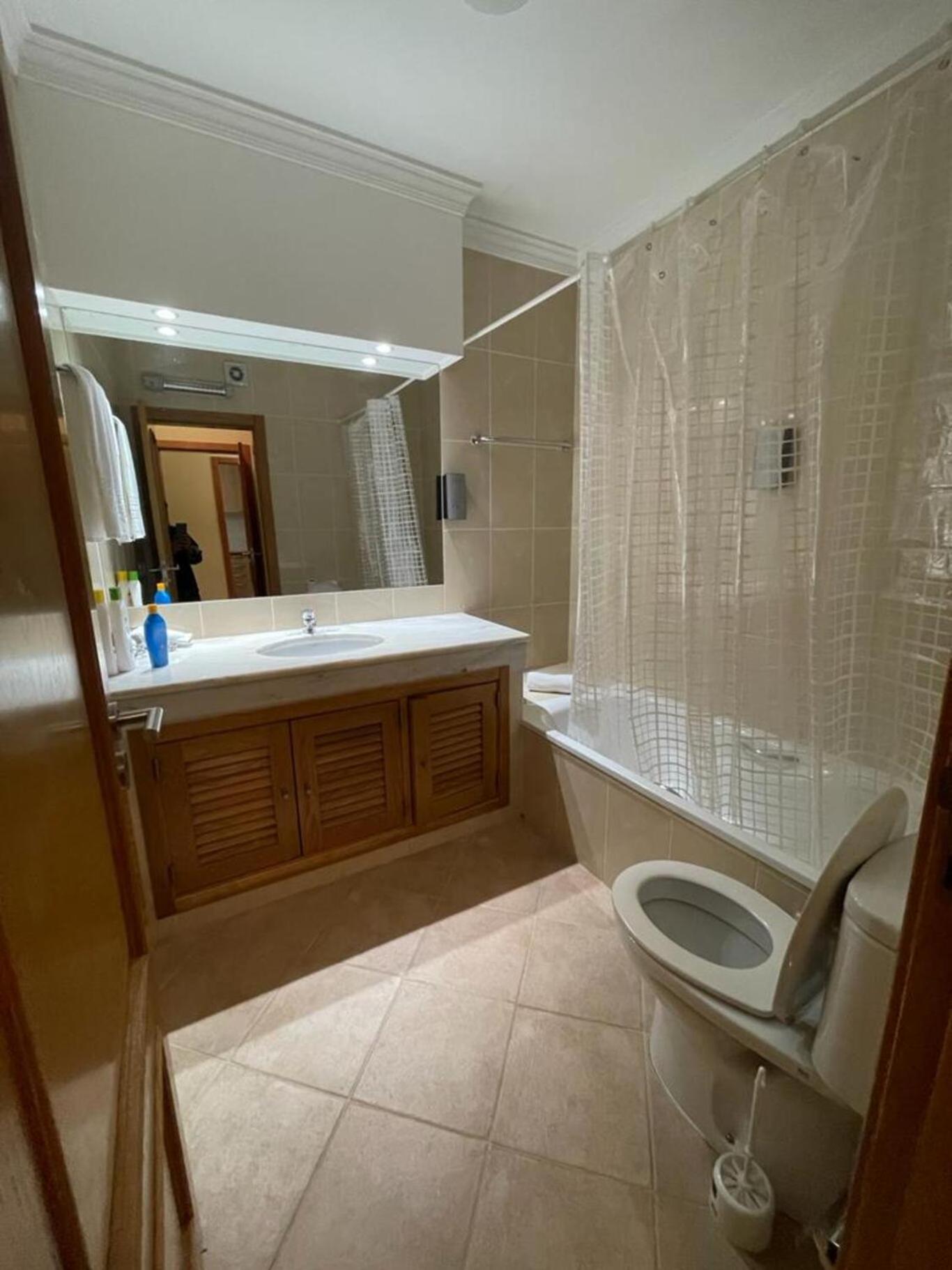 Two-Bedroom House - Photo 19