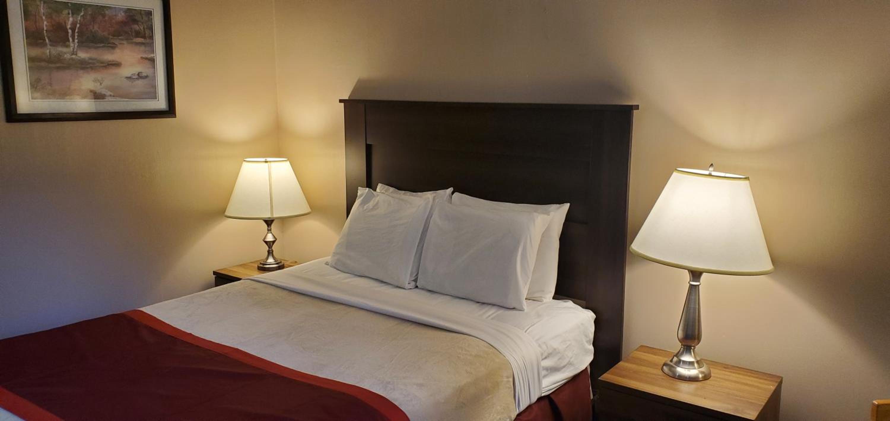 Deluxe Queen Room photo 2