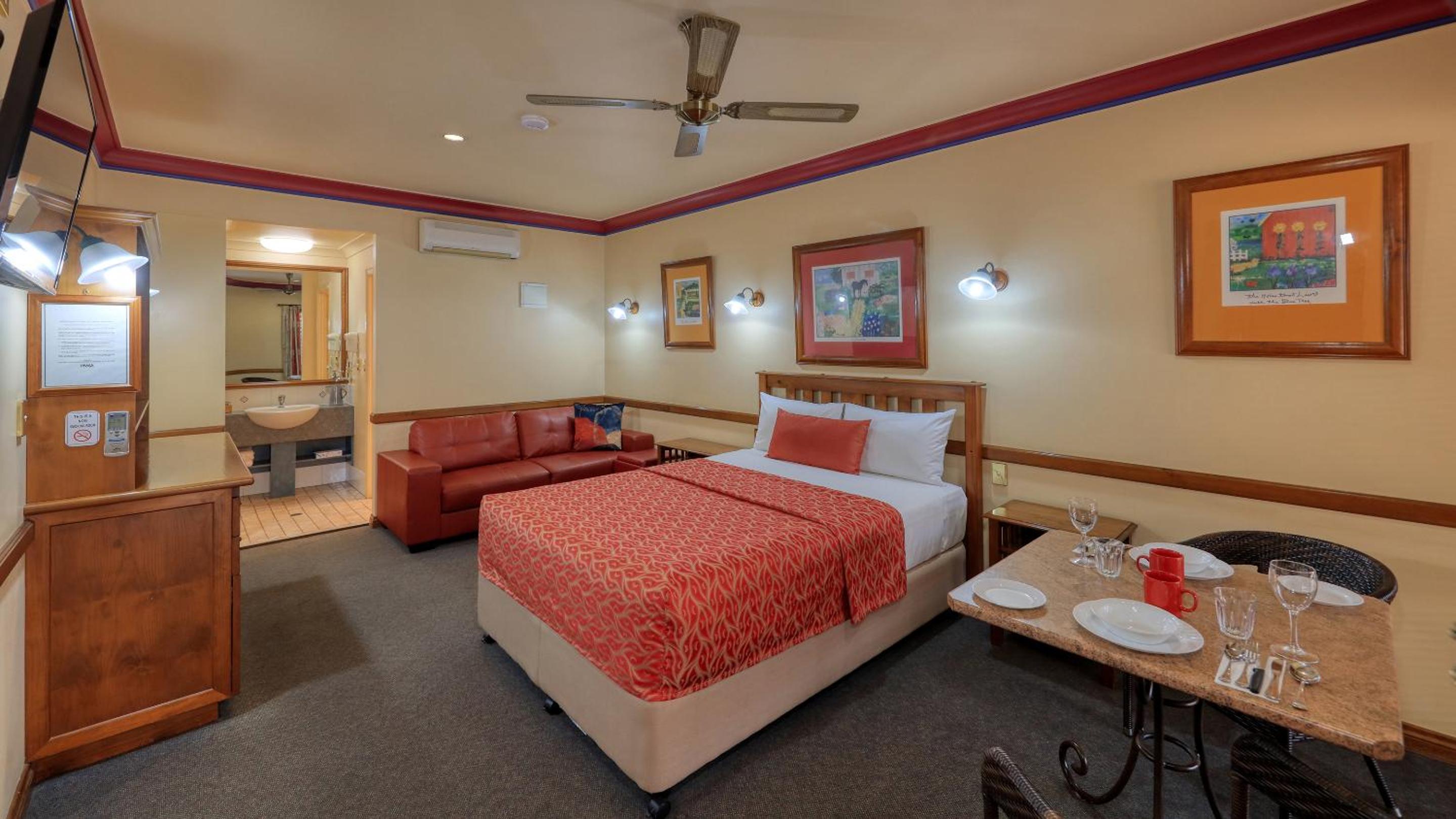Executive Queen Room