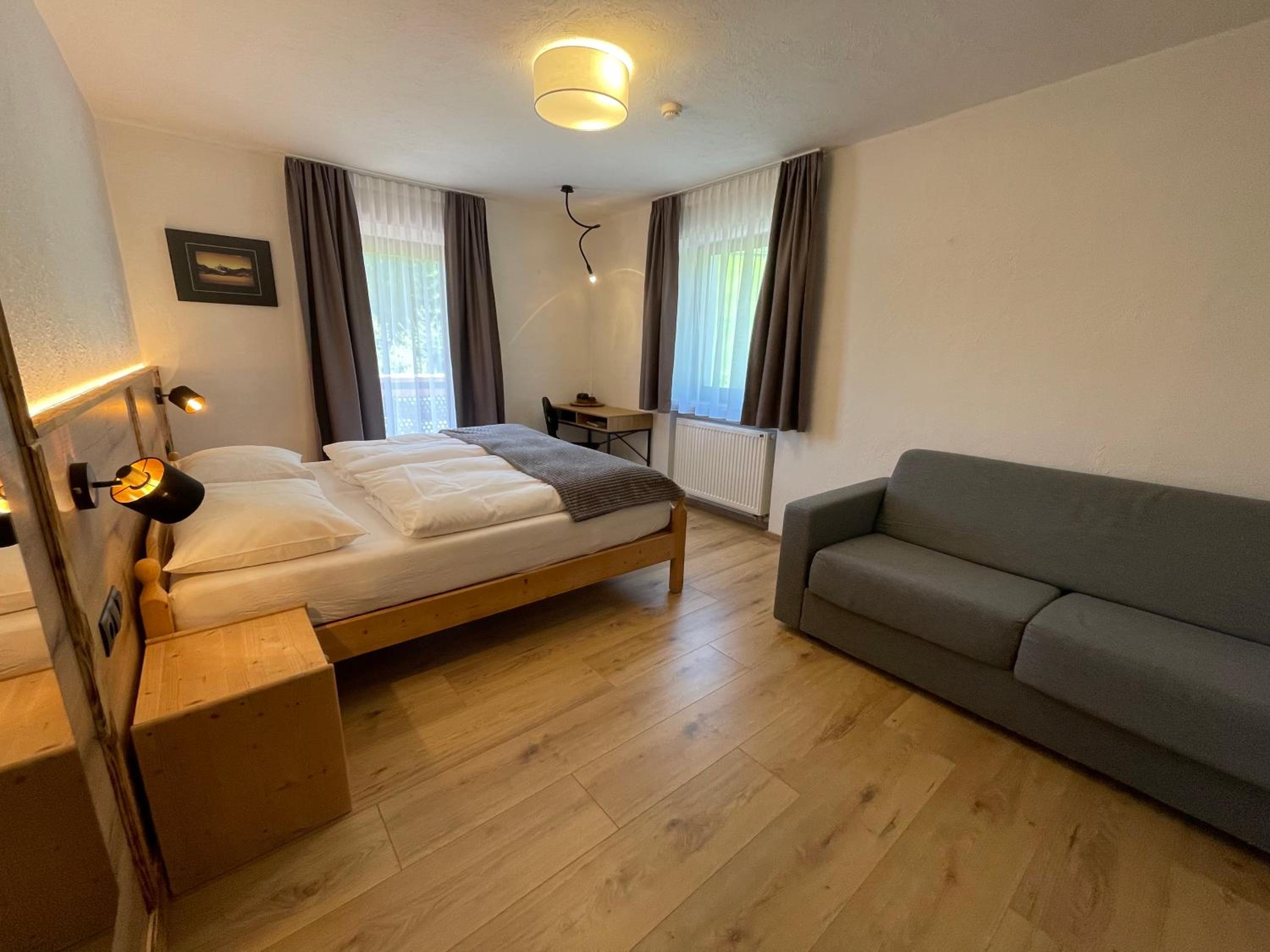 Family Room with Balcony photo 1