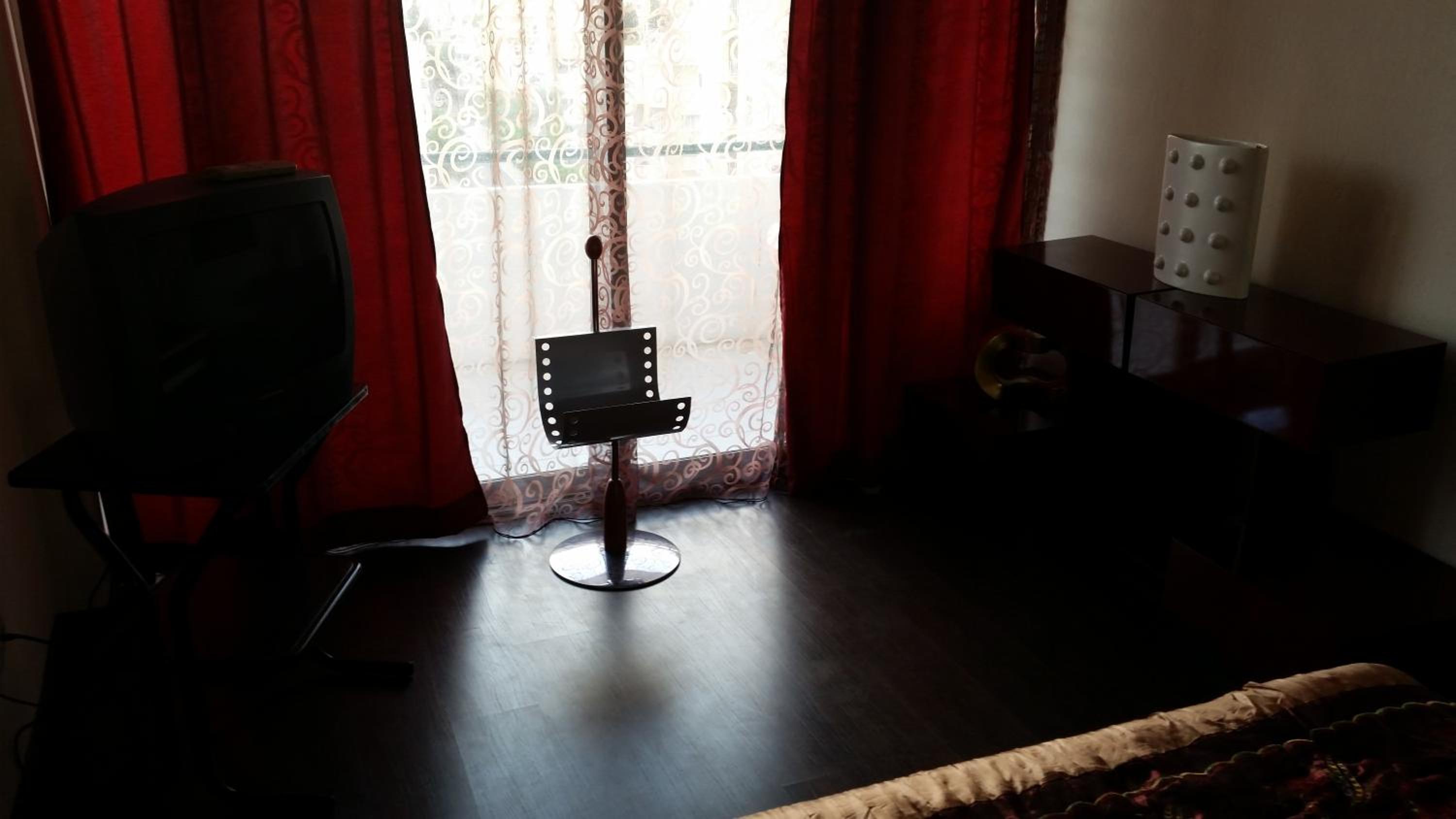 Two Connecting Double Rooms - Photo 2