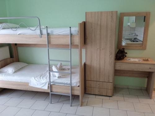 Quadruple Room with Sea View photo 2