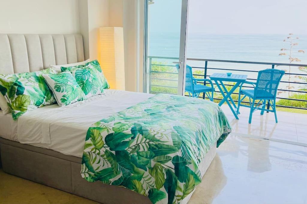 Studio with Sea View