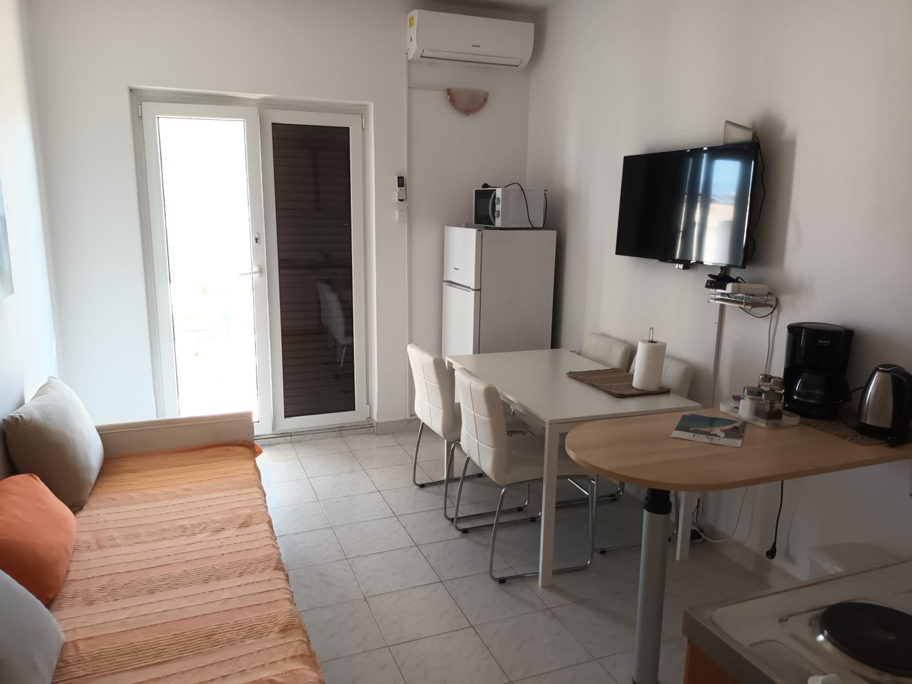 Studio Apartment with Sea View