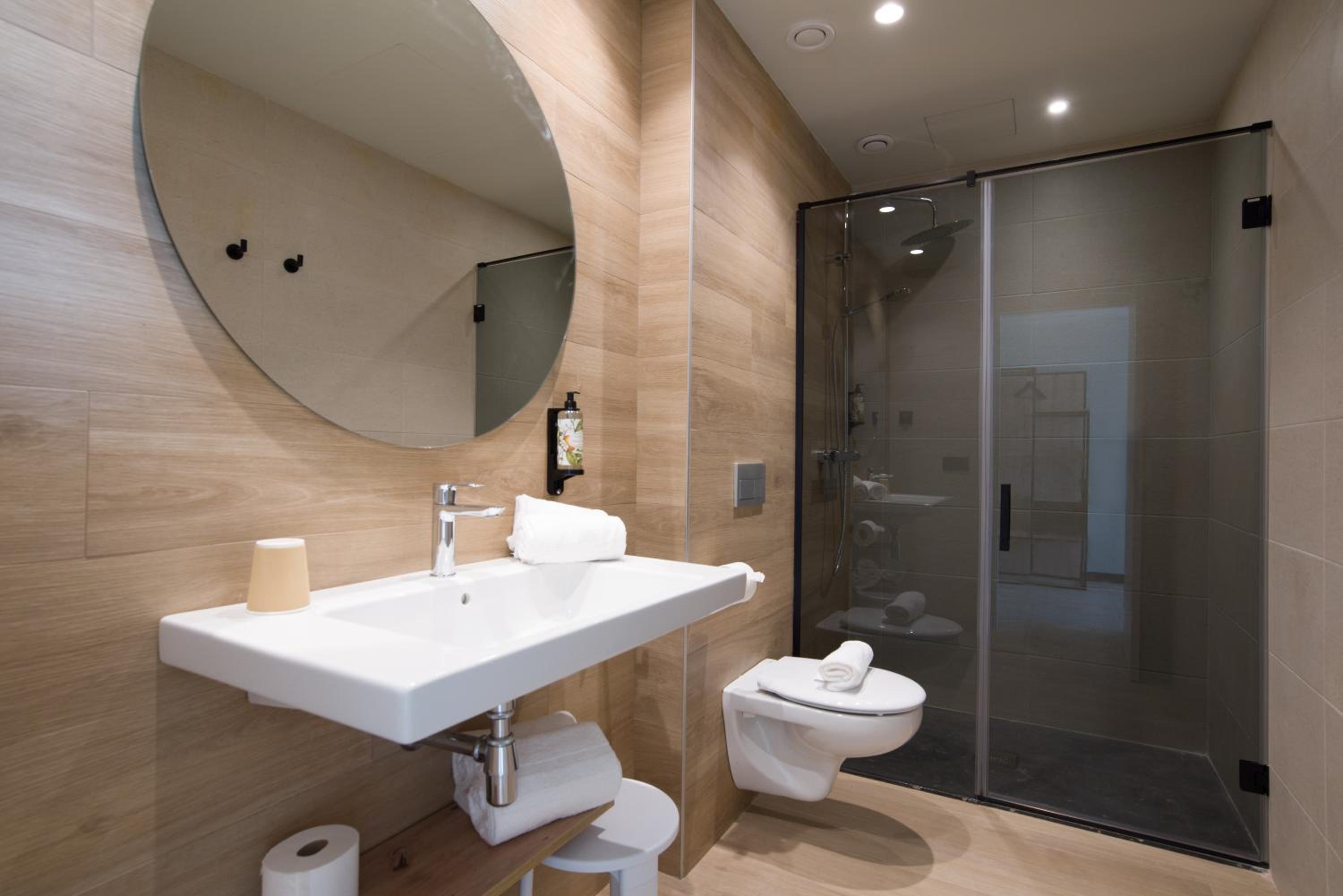Double Room - Photo 4