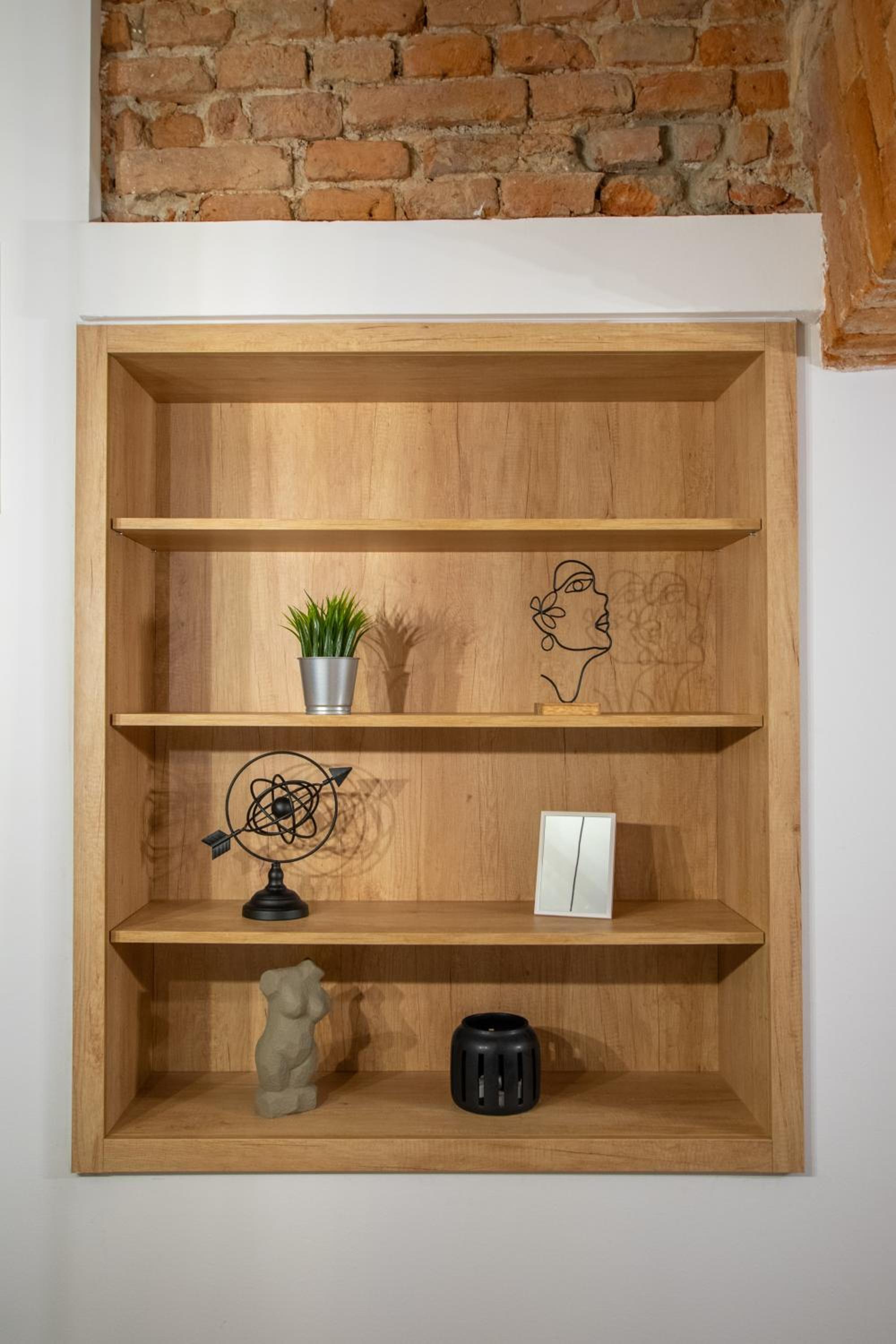 One-Bedroom Apartment - Photo 24