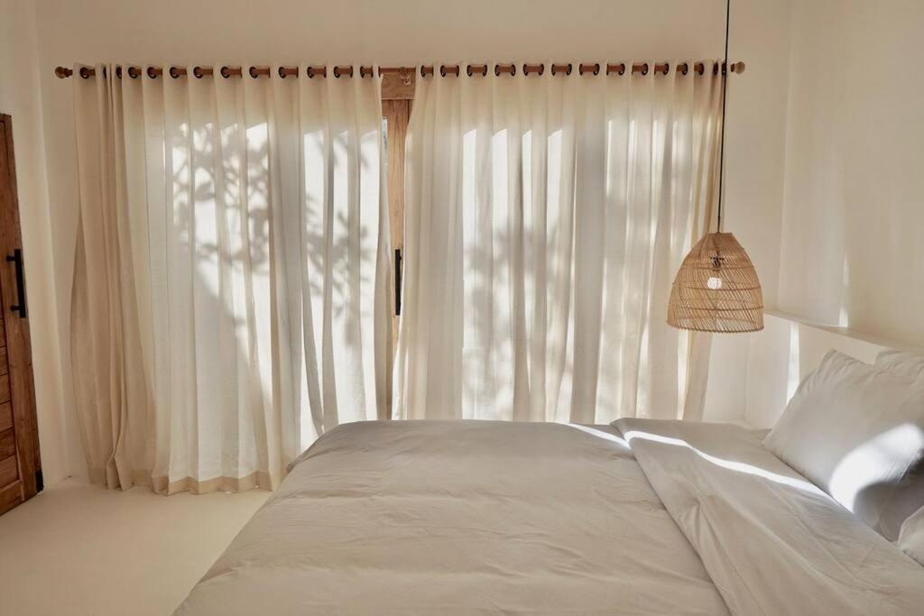 Three-Bedroom Villa - Photo 20