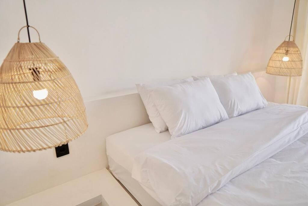 Three-Bedroom Villa - Photo 14