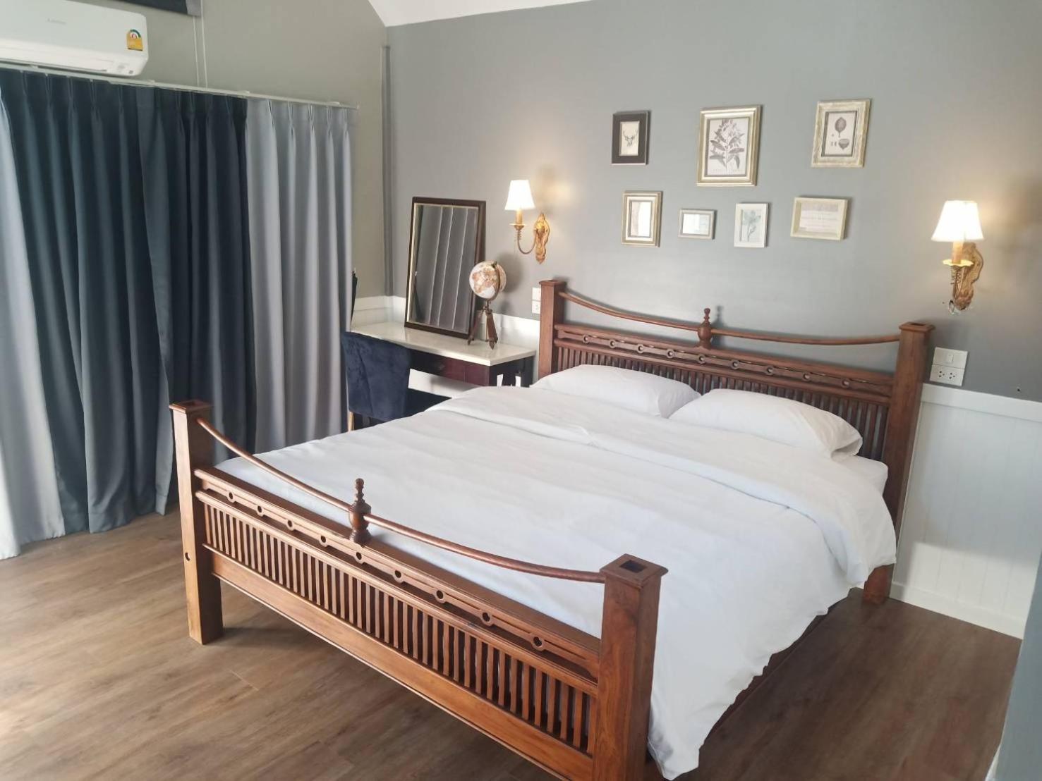 King Room with Garden View photo 2