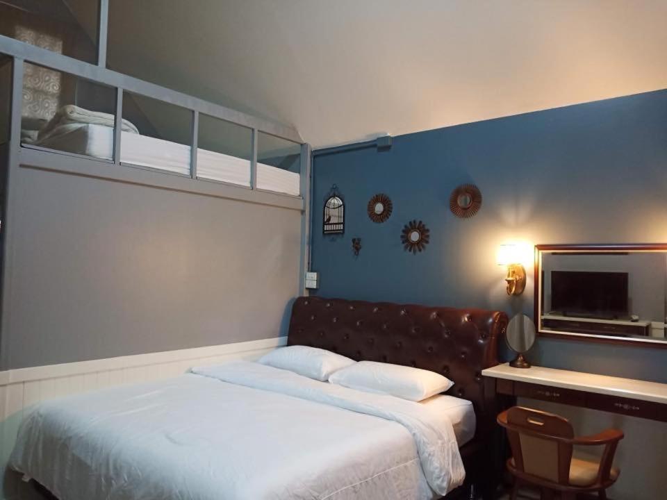 King Room with Garden View photo 3