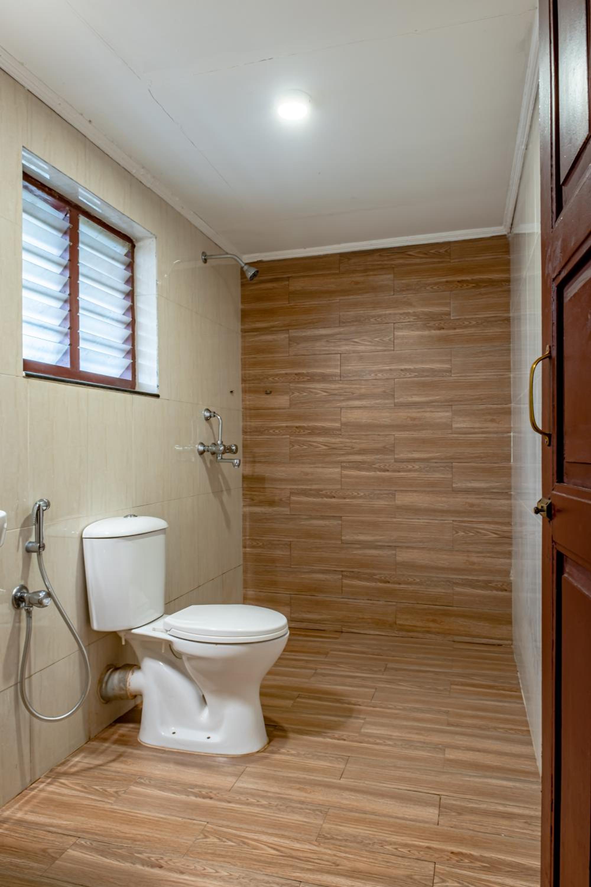 Quadruple Room - Photo 7