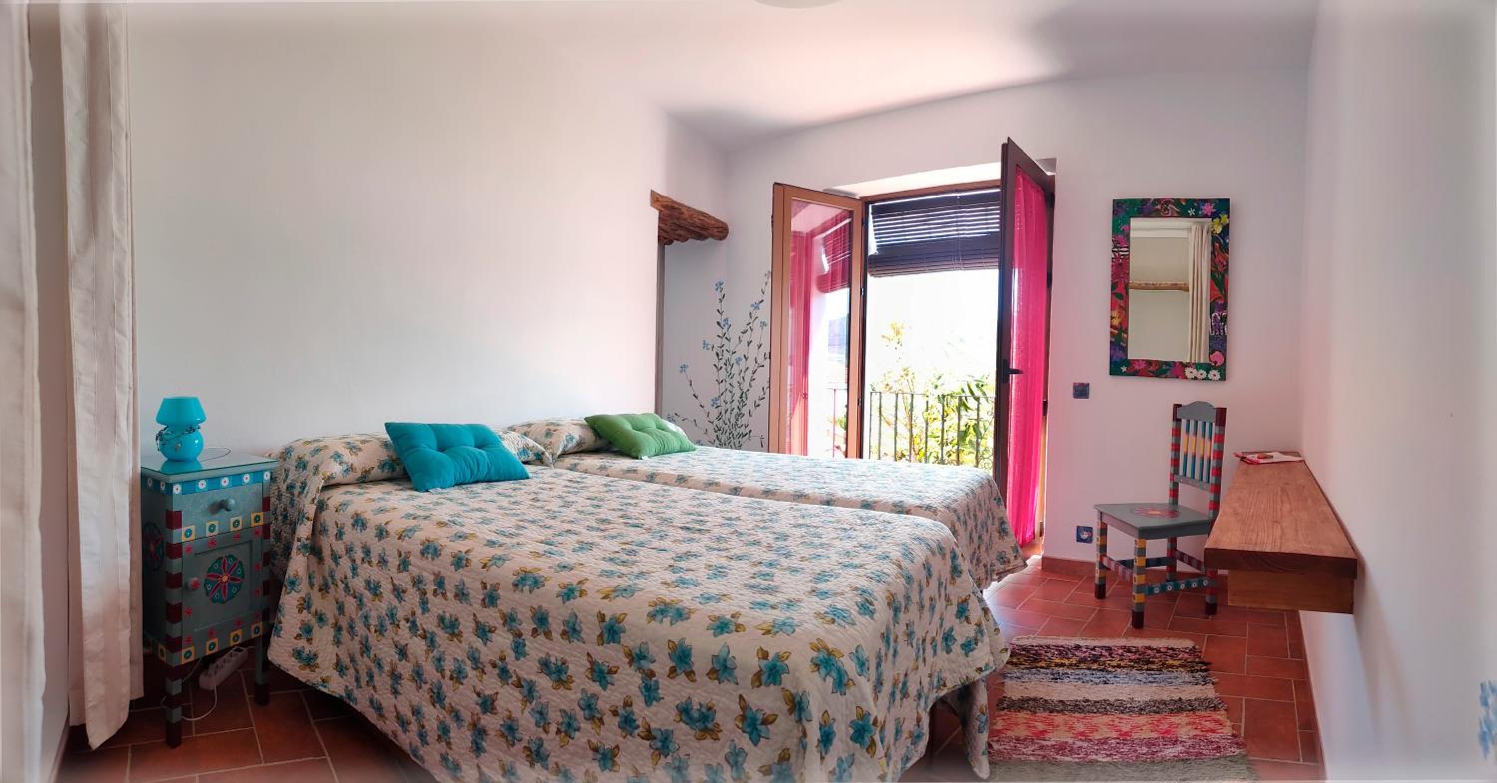 Twin Room with Balcony photo 2