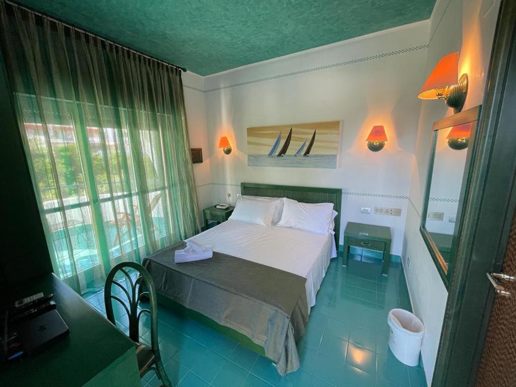 Double Or Twin Room With Private Bathroom