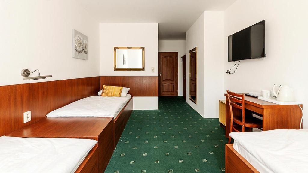 Triple Room photo 2