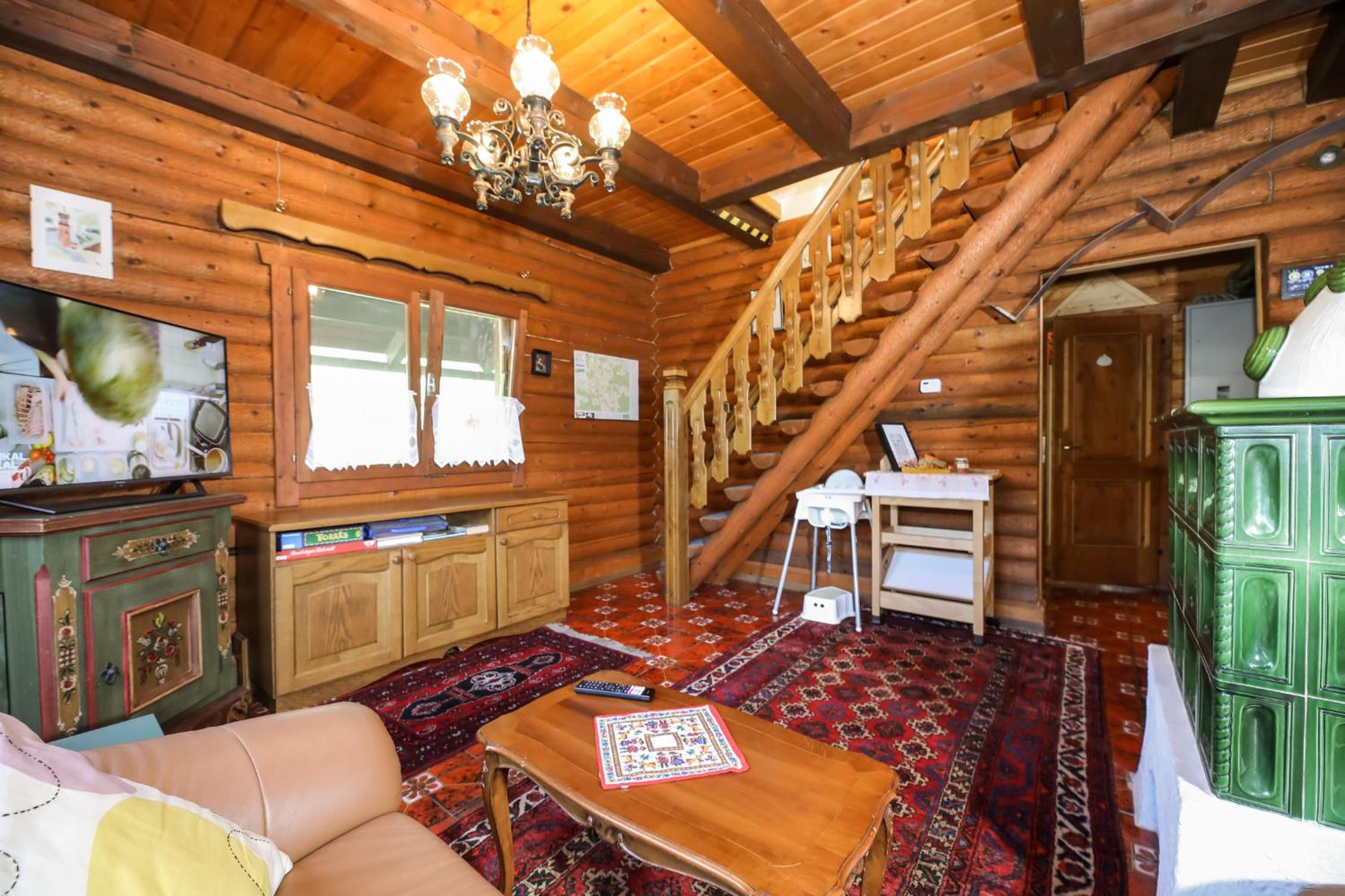 Four-Bedroom House photo 2