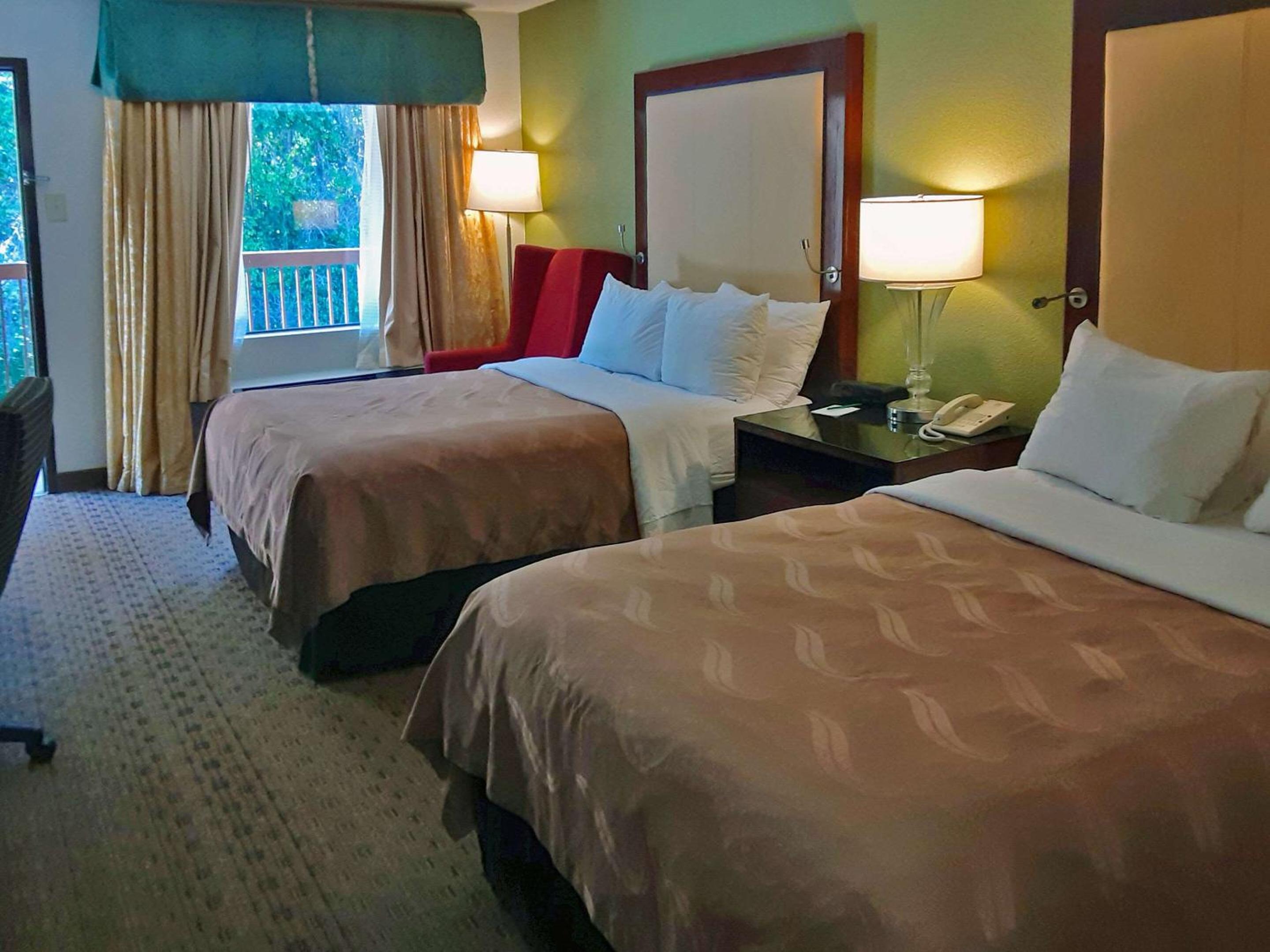 Double Room with Two Double Beds - Smoking - Photo 7