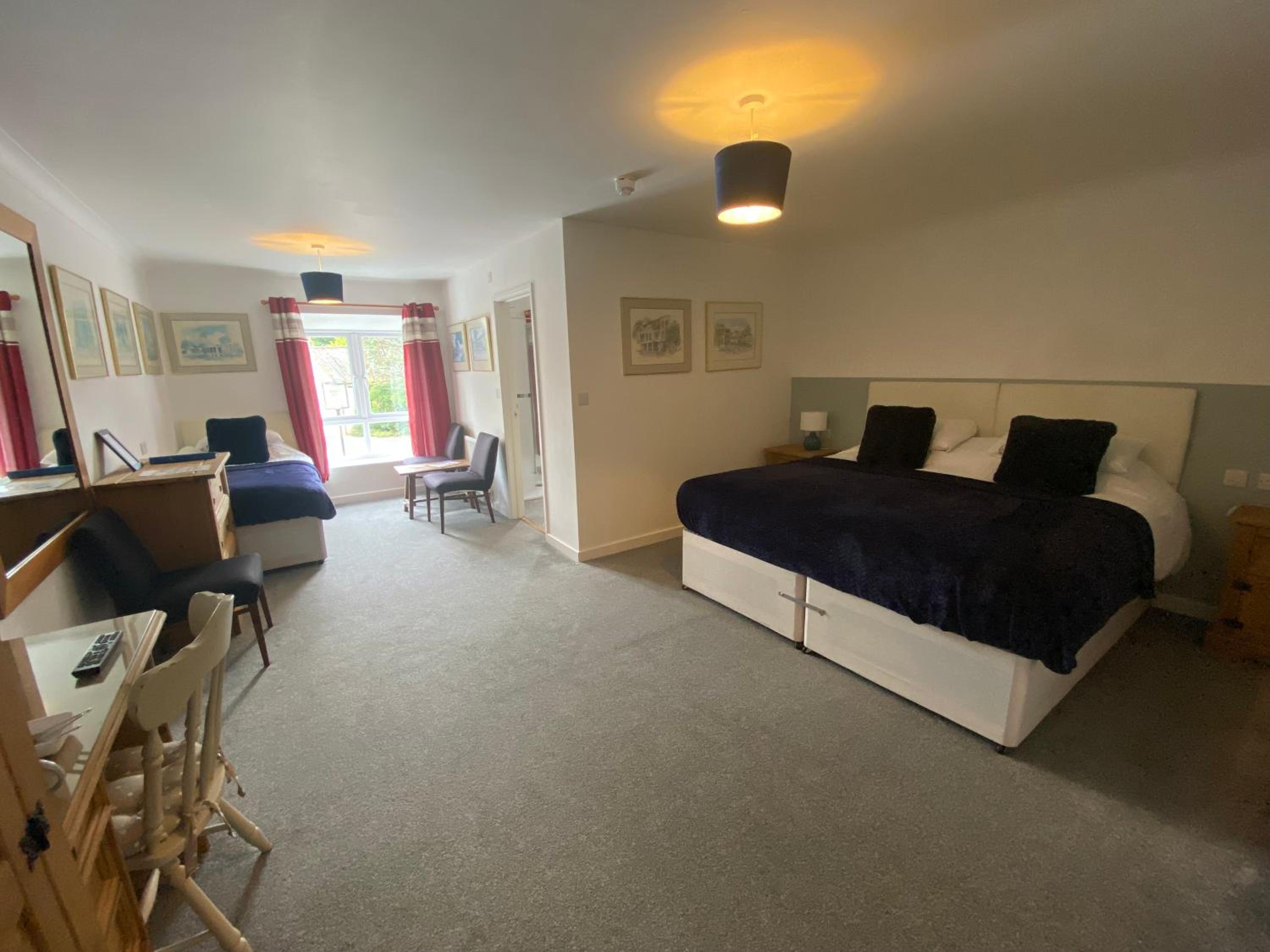 Twin Room with Extra Bed