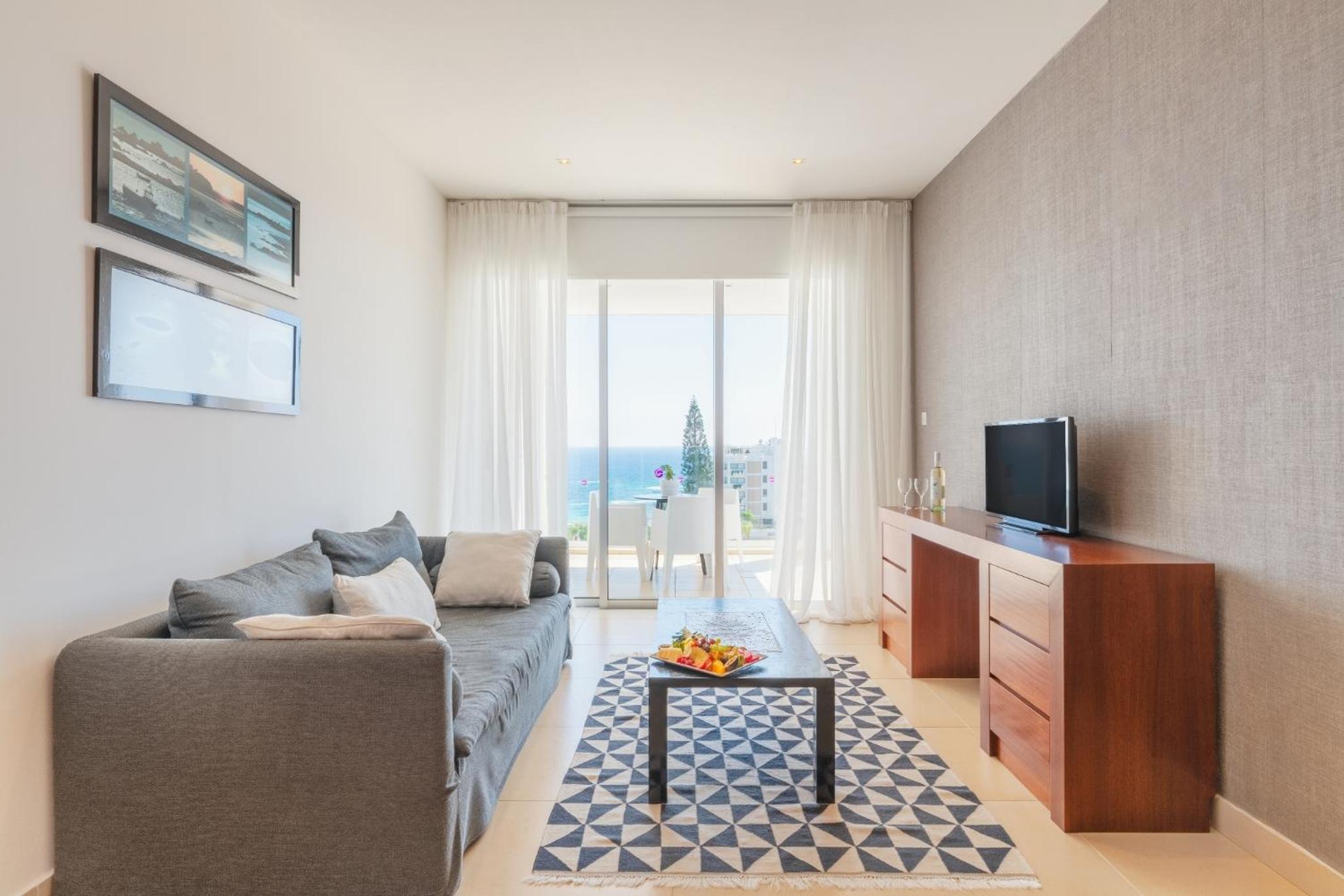 Junior Suite - Photo 1