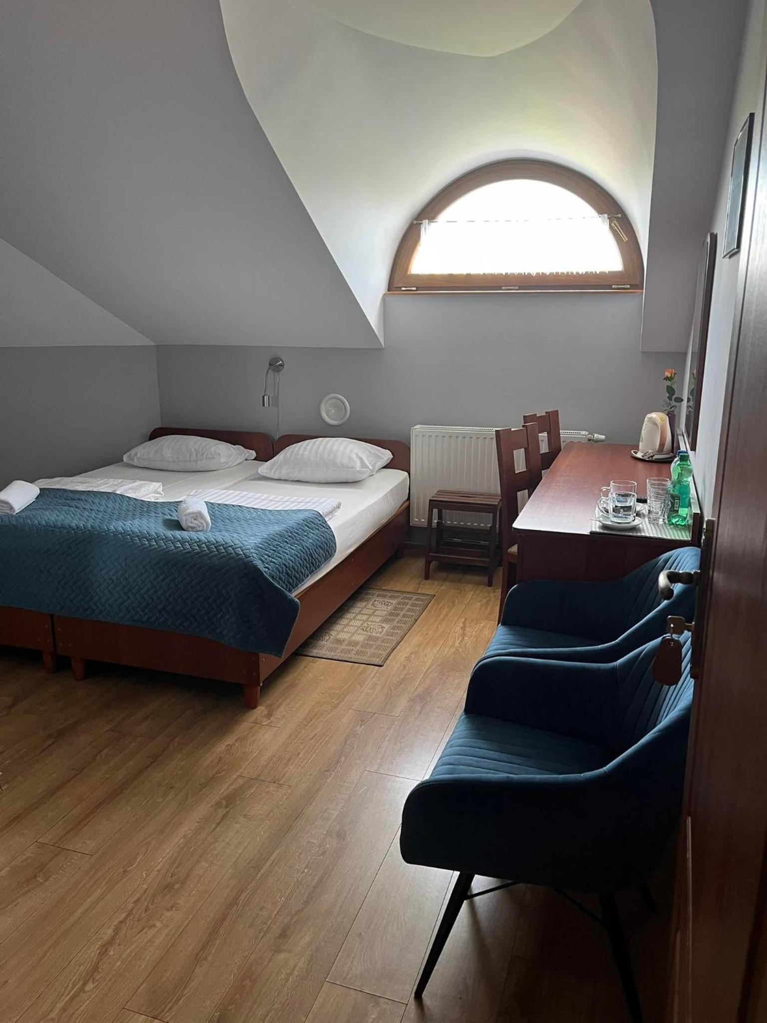 Double Room with Private Bathroom photo 1