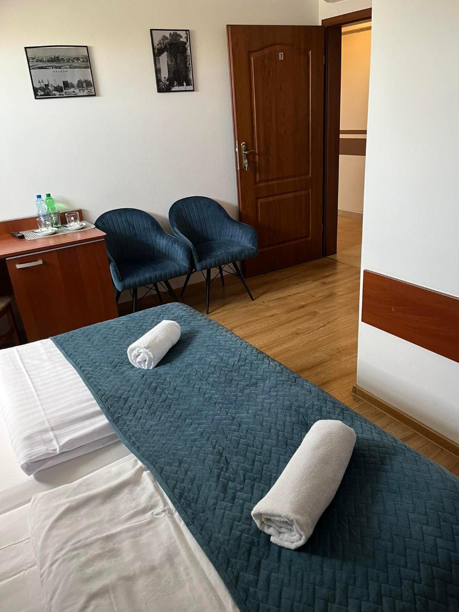 Double Room with Private Bathroom photo 3