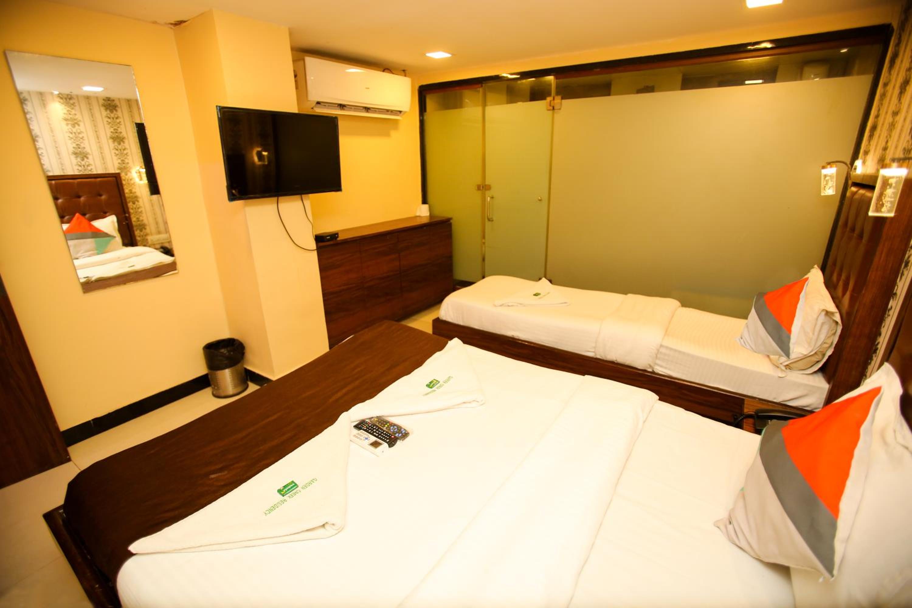 Deluxe Triple Room - Photo 7