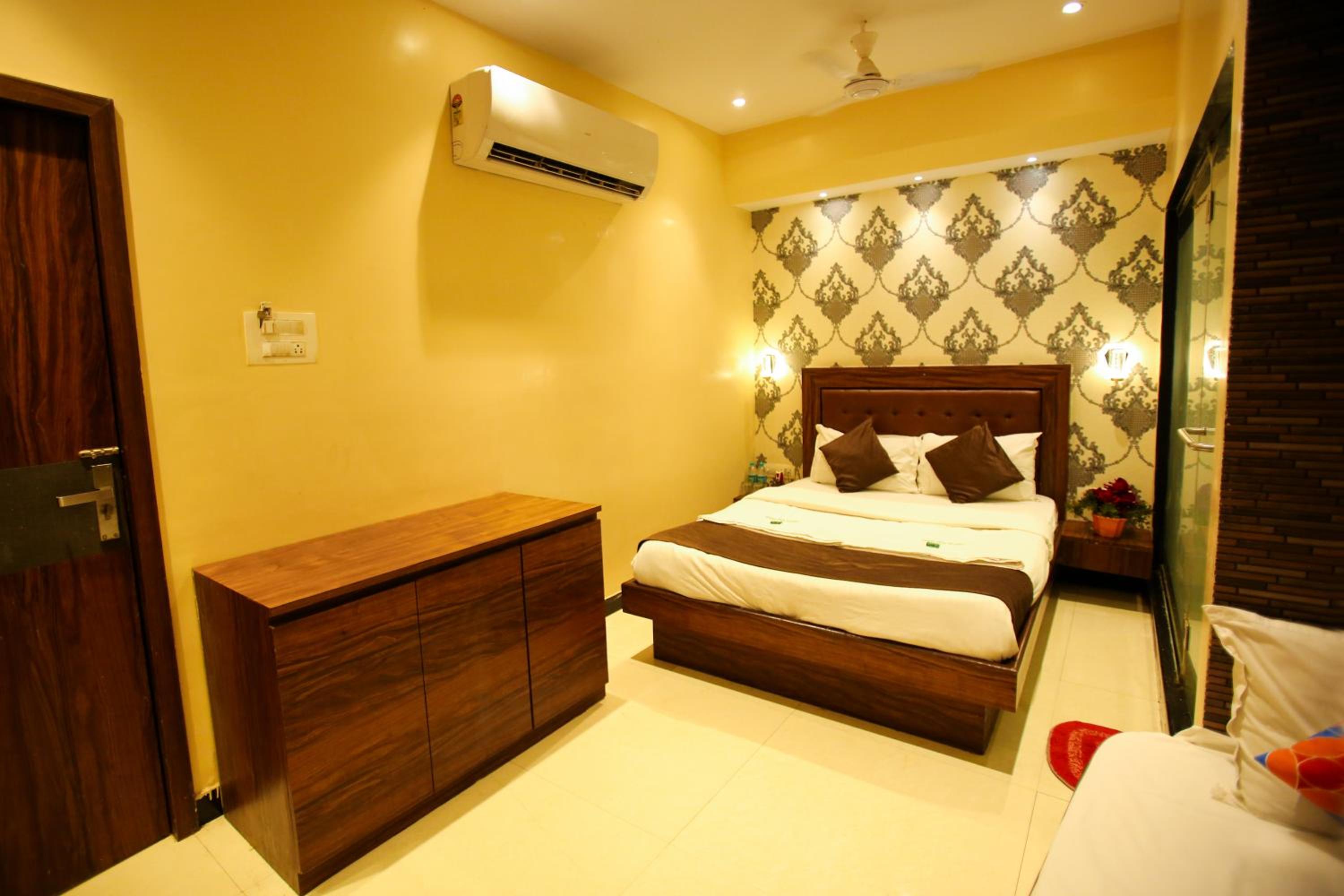 Standard Double Room - Photo 1