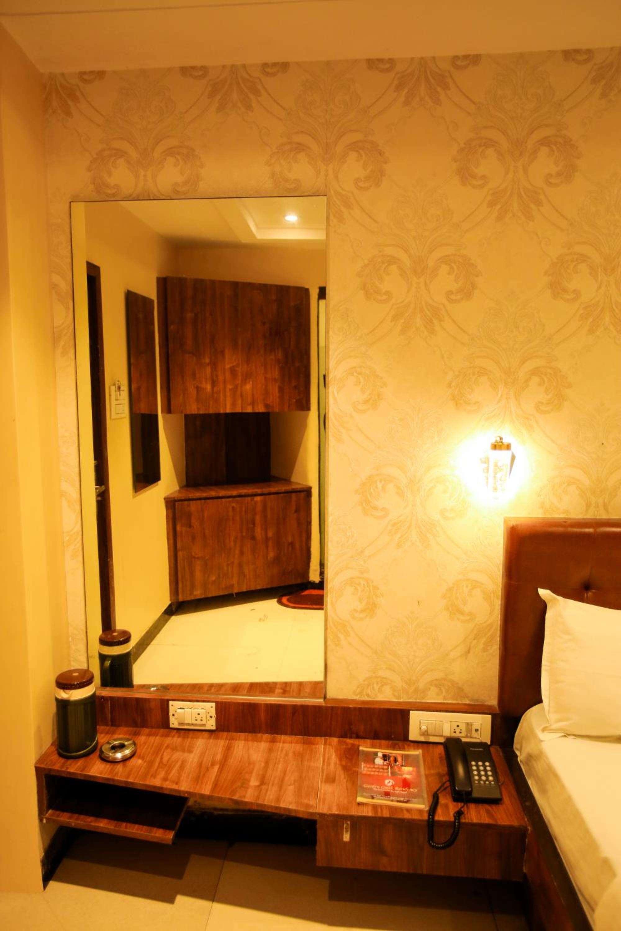 Deluxe Double Room - Photo 6