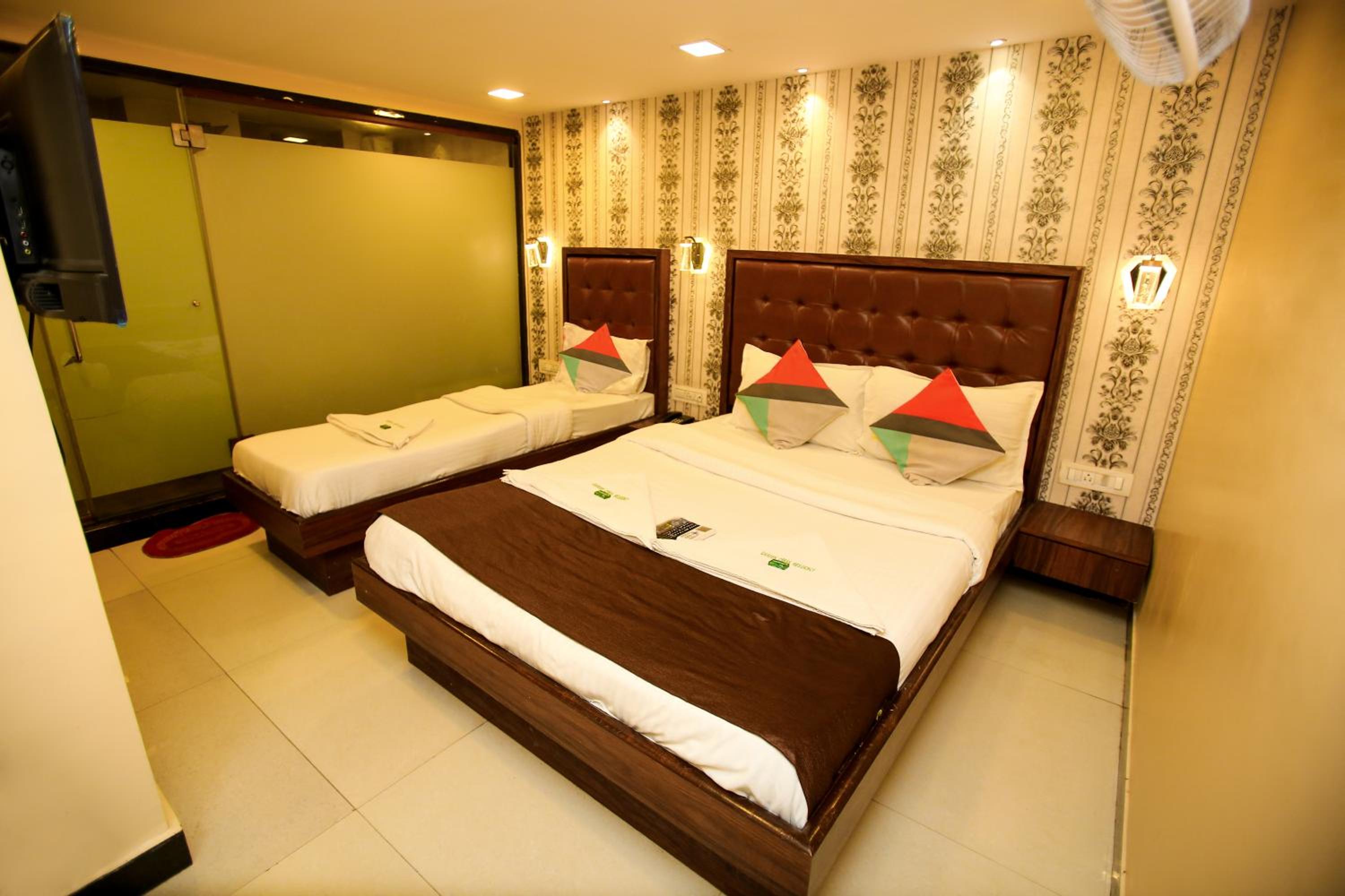 Deluxe Triple Room - Photo 1